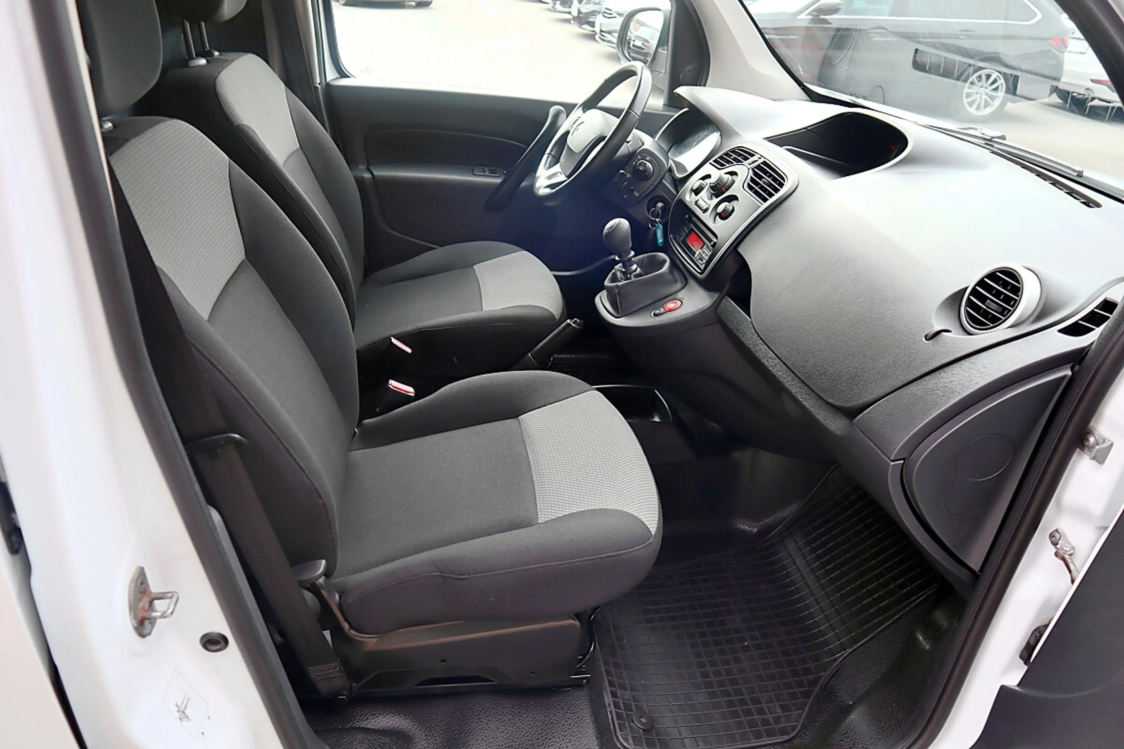 Renault Kangoo Express Maxi dCi 115 L2 *Netto 10.000€* — photo 7