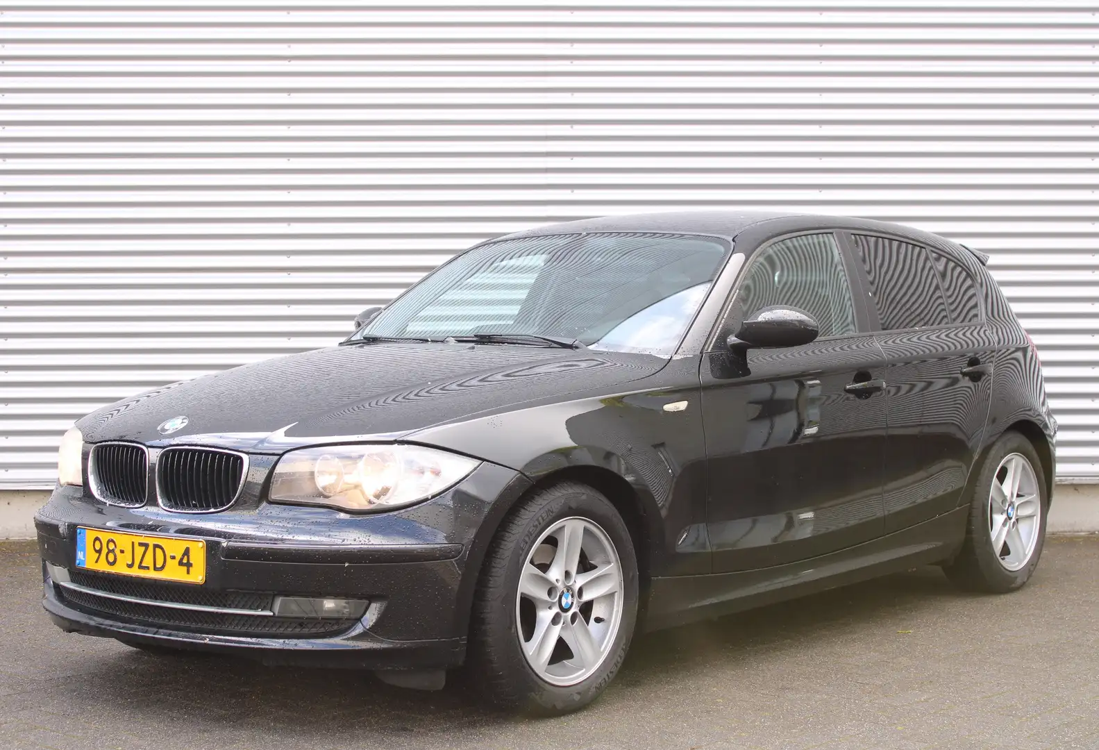 BMW 116 116 116i Corp. Bns Line Fekete - 1