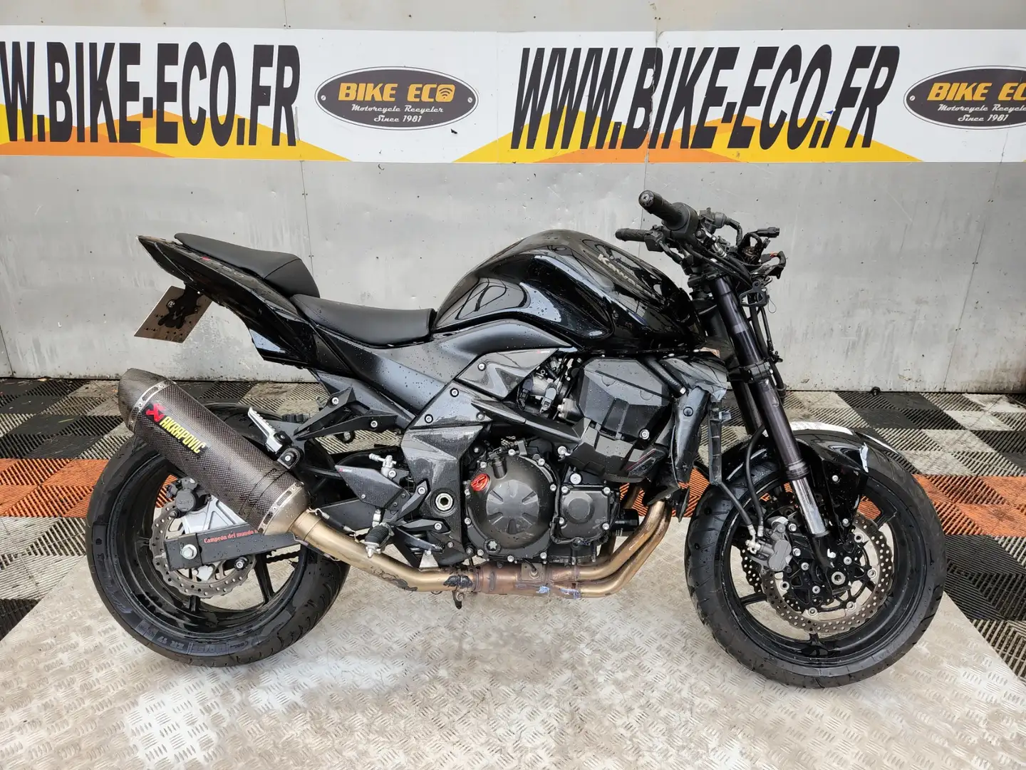 Kawasaki Z 750 Noir - 1