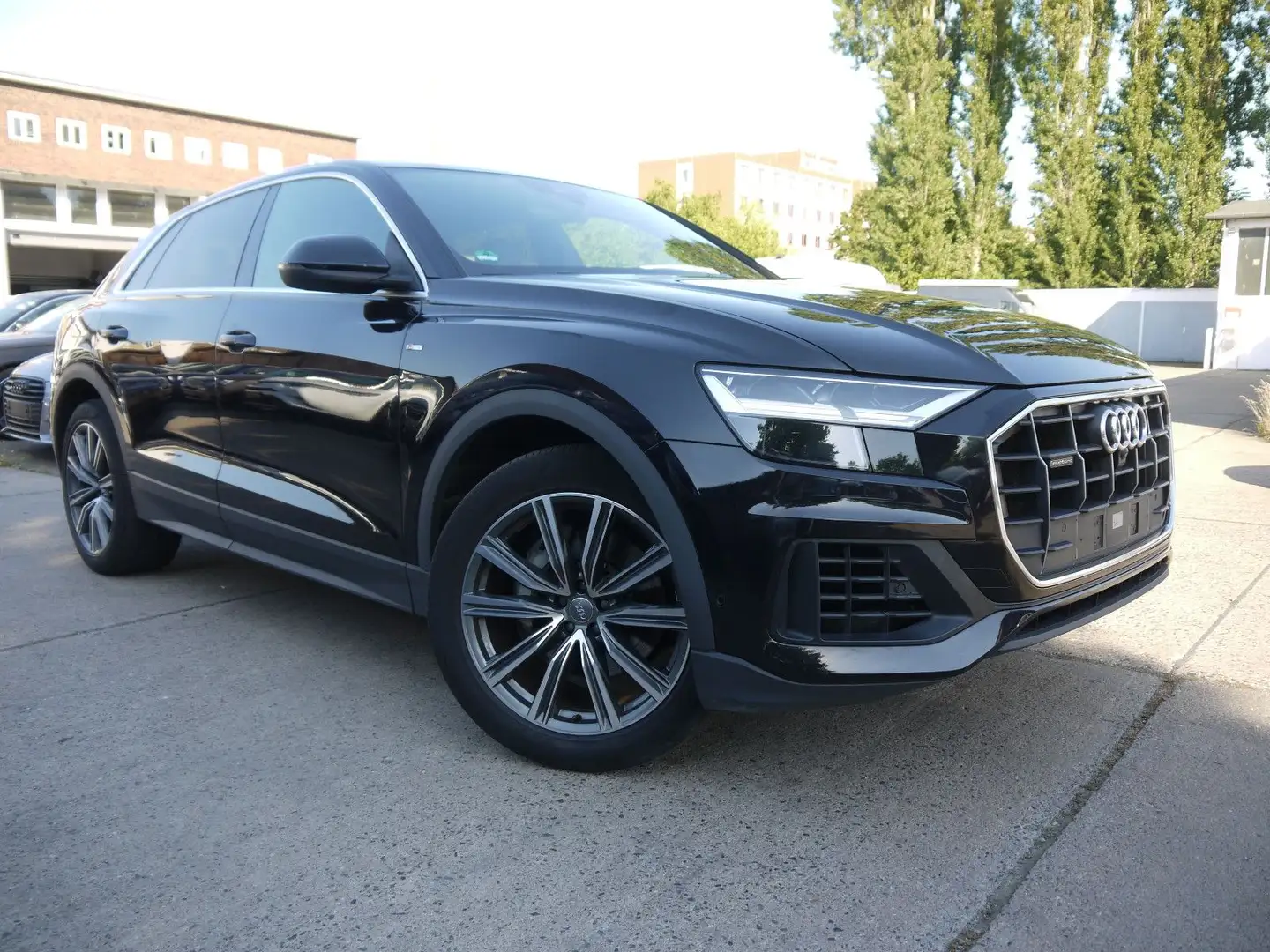 Audi Q8 50 TDI quattro S-line Sport-Plus/Bang & Olufs Чорний - 1