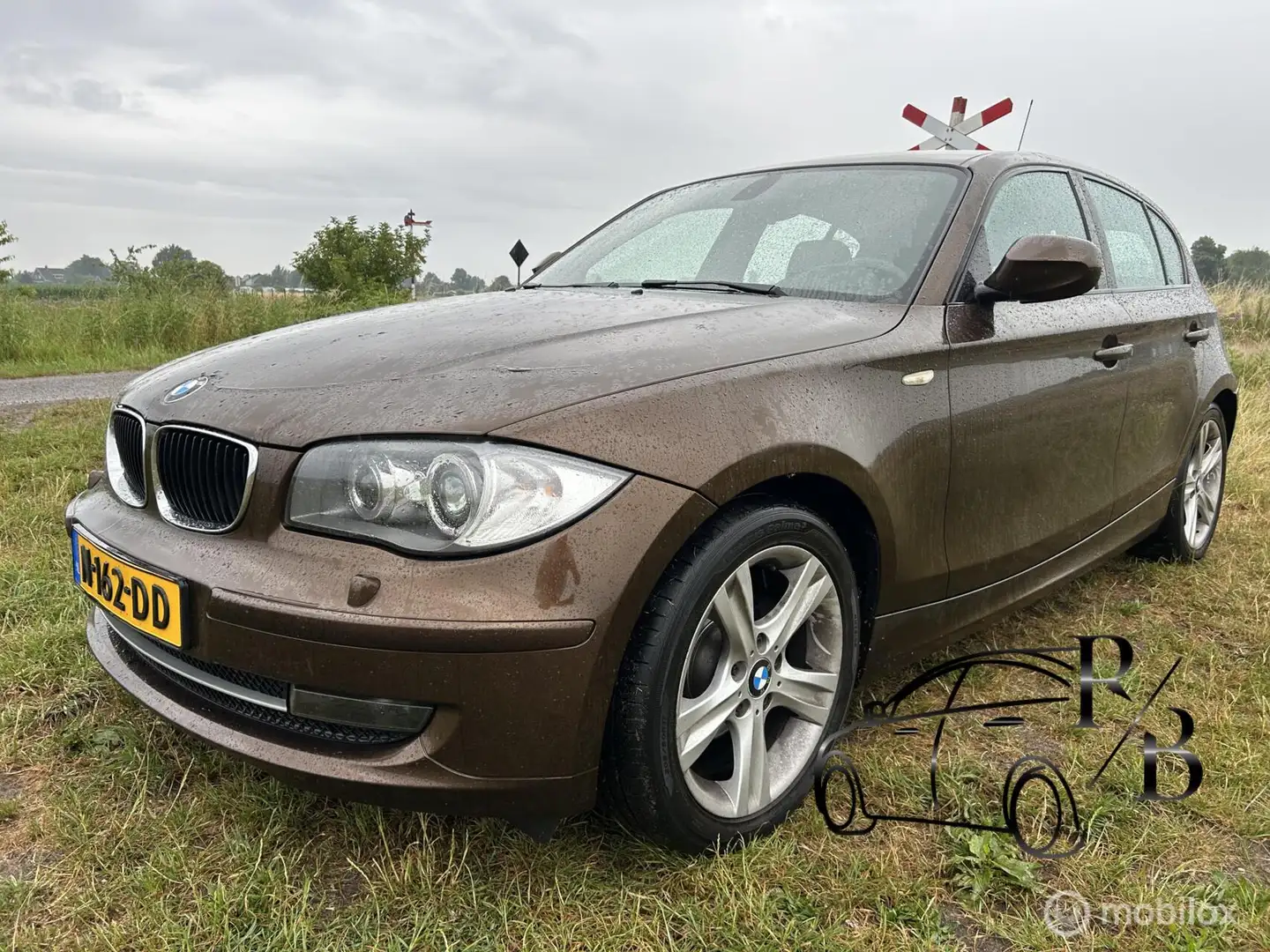 BMW 116 1-serie 116i EfficientDynamics Edition NIEUWSTAAT Kahverengi - 1
