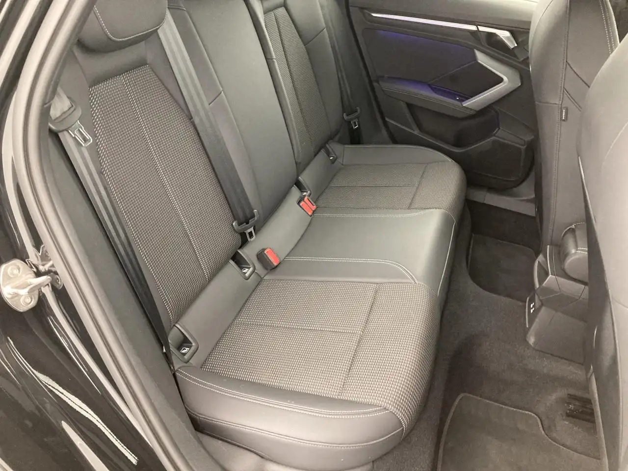Audi A3 40 TFSIe S-Line S tronic (150 kW), миниатюра 25