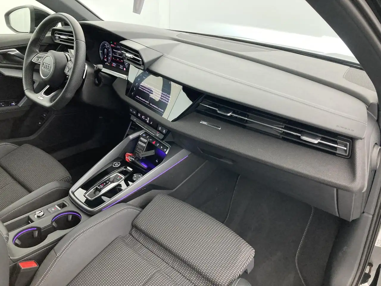 Audi A3 40 TFSIe S-Line S tronic (150 kW), миниатюра 11