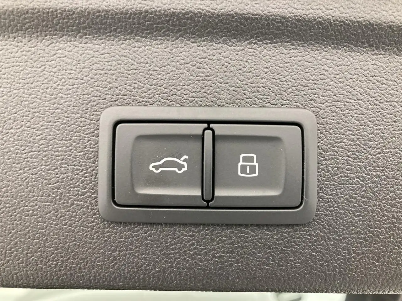 Audi A3 40 TFSIe S-Line S tronic (150 kW), миниатюра 21