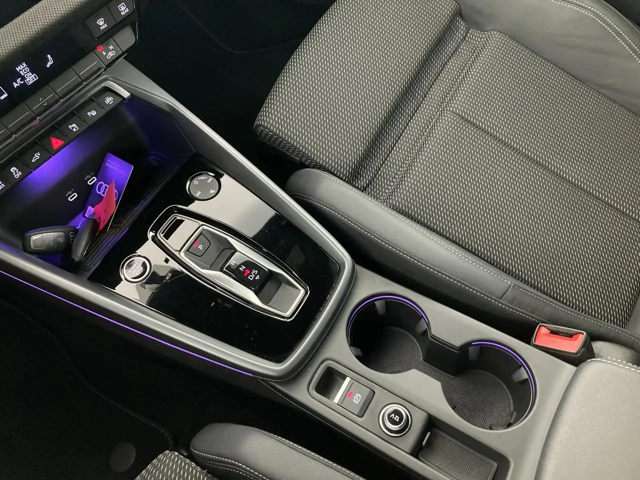 Audi A3 40 TFSIe S-Line S tronic (150 kW), миниатюра 18