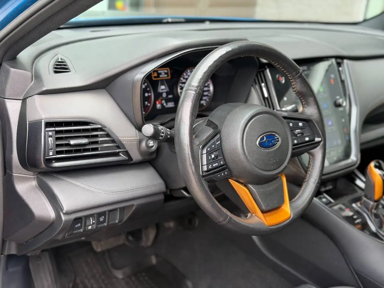 Subaru OUTBACK photo Subaru OUTBACK