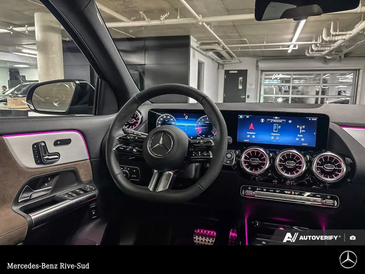 Mercedes-Benz GLA снимка Mercedes-Benz GLA