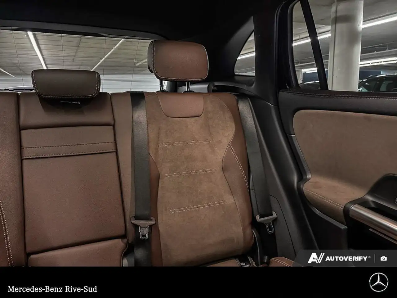 Mercedes-Benz GLA снимка Mercedes-Benz GLA
