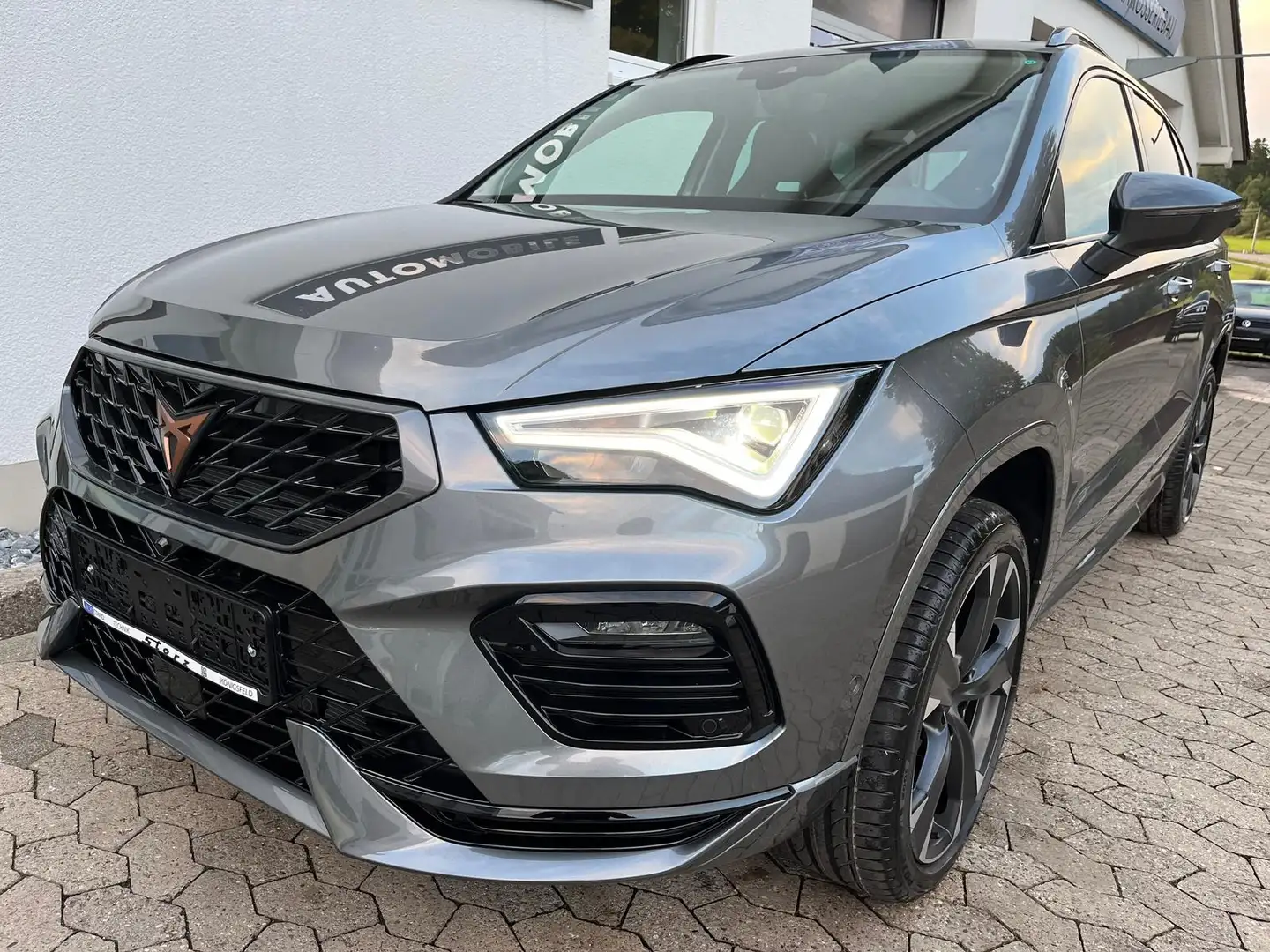 CUPRA Ateca 1,5 TSI DSG LED NAV KAMERA SHZ PDC ACC AHK Gri - 2