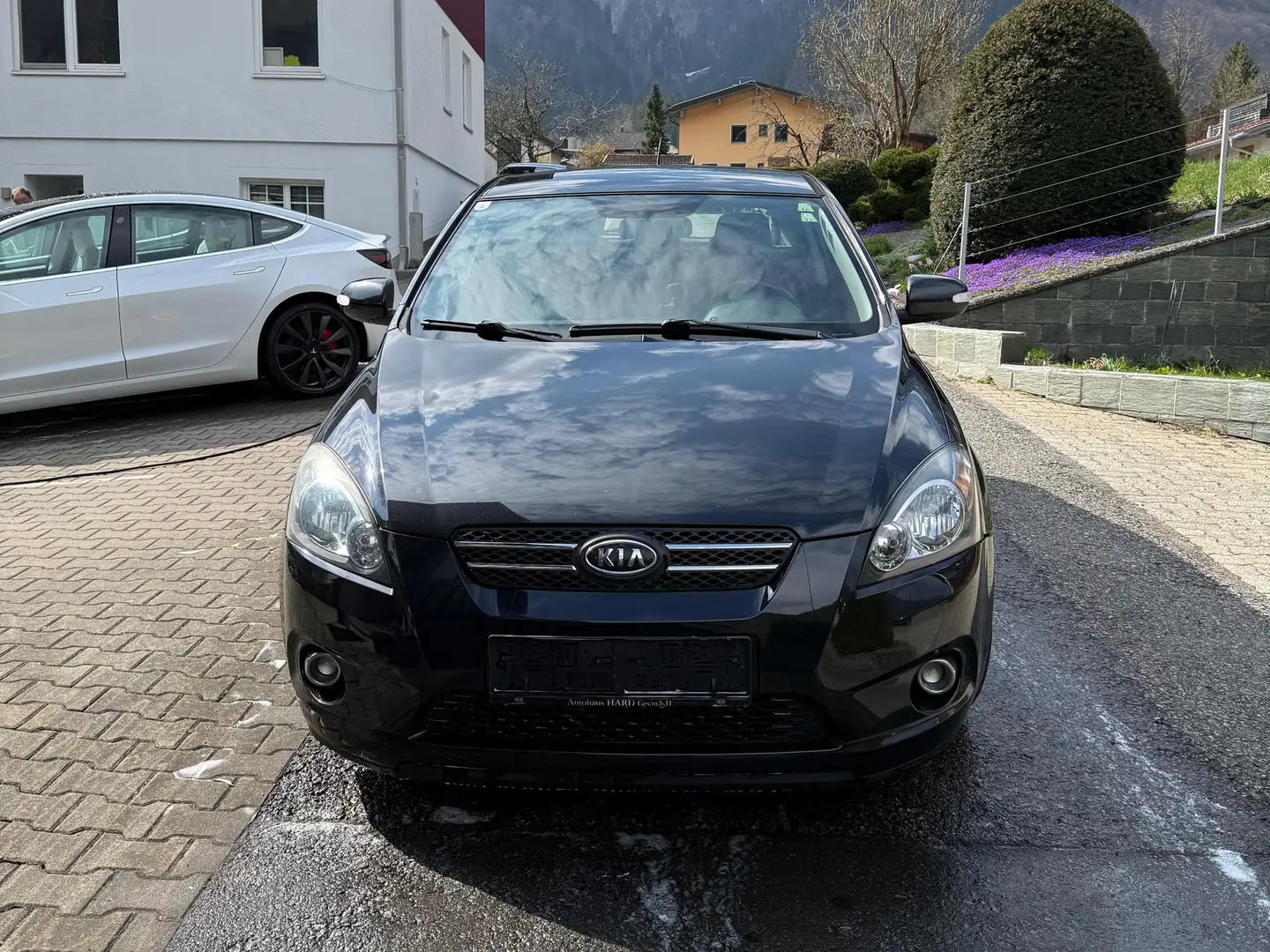 Kia ProCeed / pro_cee'd pro cee'd 2,0 CRDi xR DPF xR Schwarz - 1