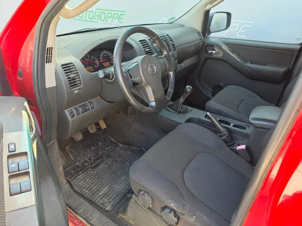NISSAN NAVARA DOUBLE CAB - 171 ch - ATTELAGE
