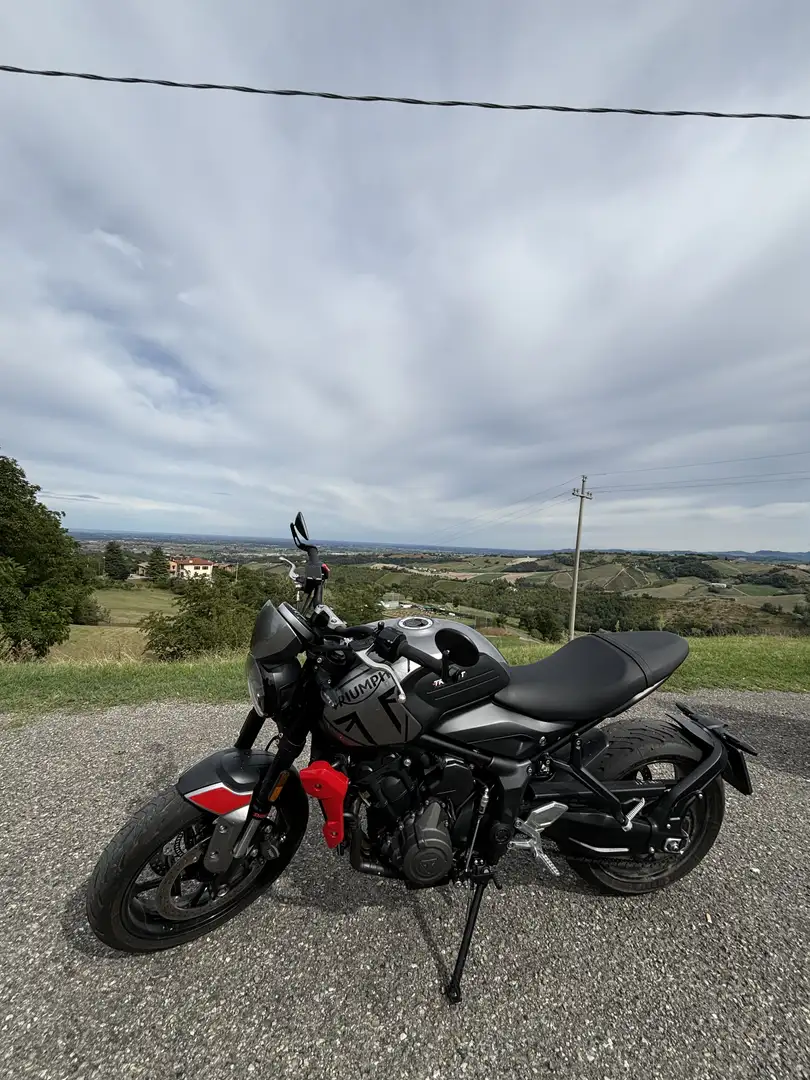 Triumph Trident 660 - 1