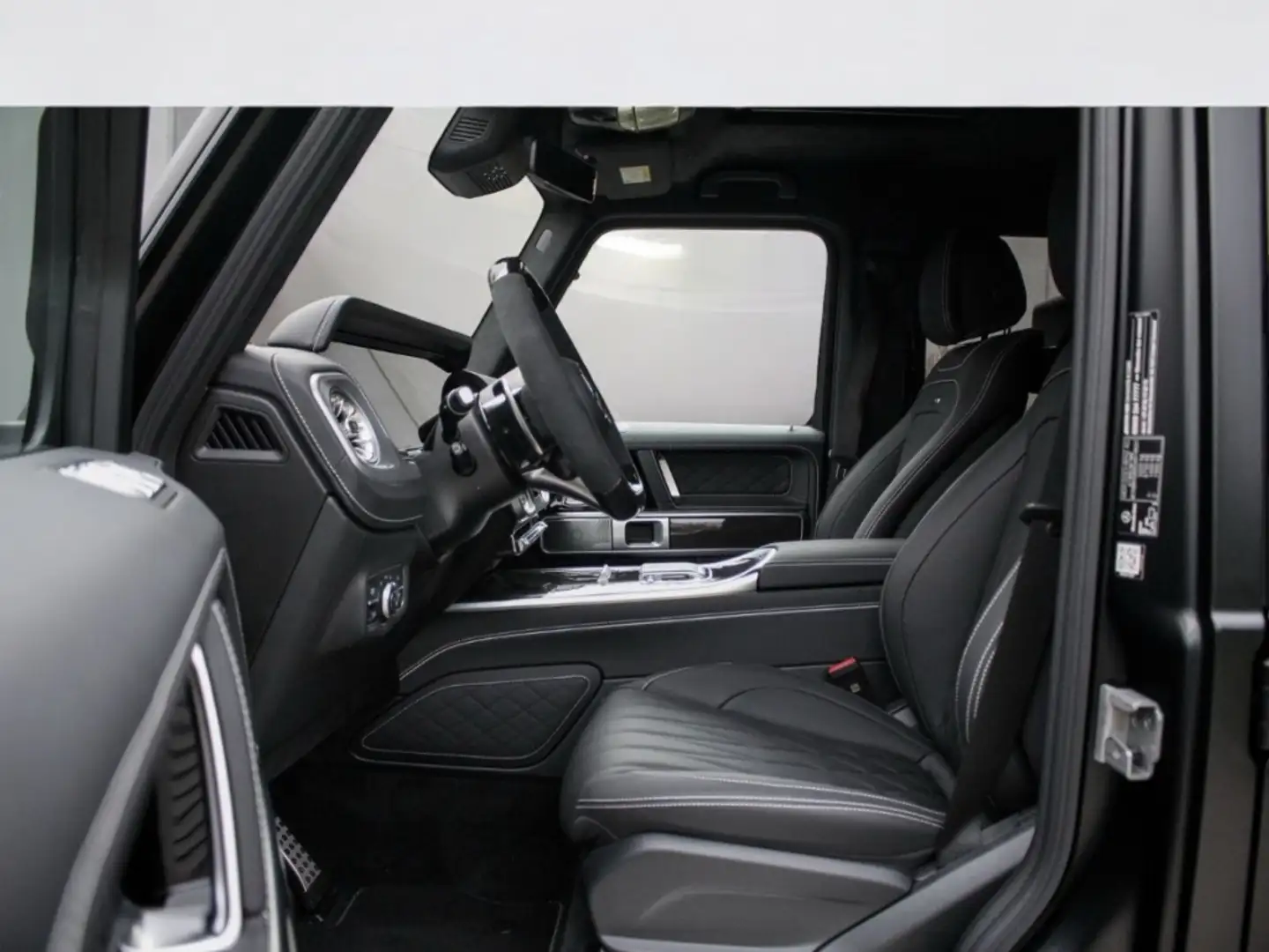 Mercedes-Benz G 63 AMG 4Matic 9G-Tronic Negro - 2