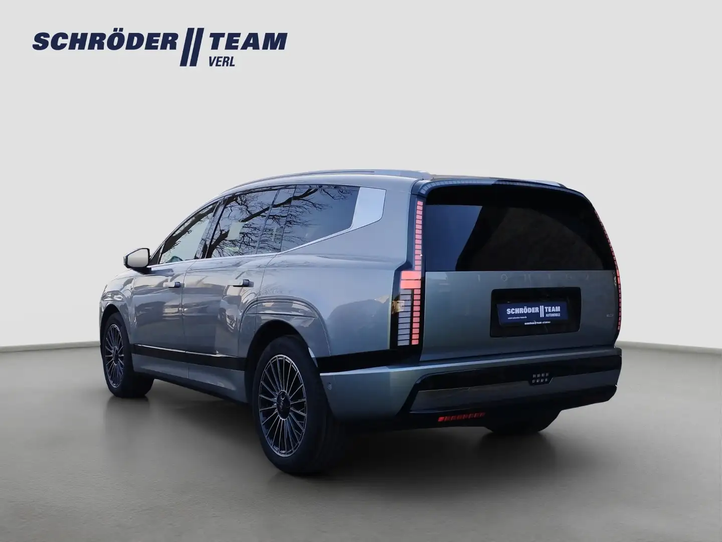 Hyundai IONIQ 9 Elektro 110,0 kWh UNIQ Performance PANO Gris - 2