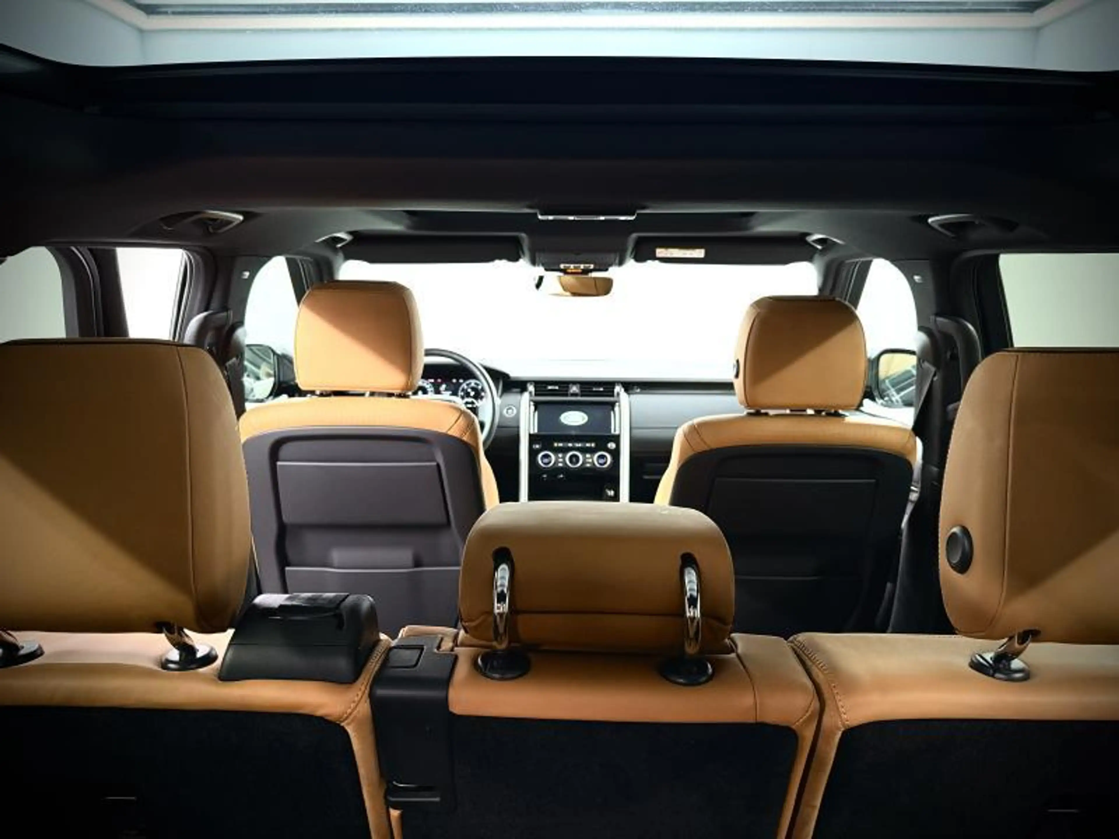 Land Rover Discovery D240 HSE - 7 zitplaatsen — photo 12