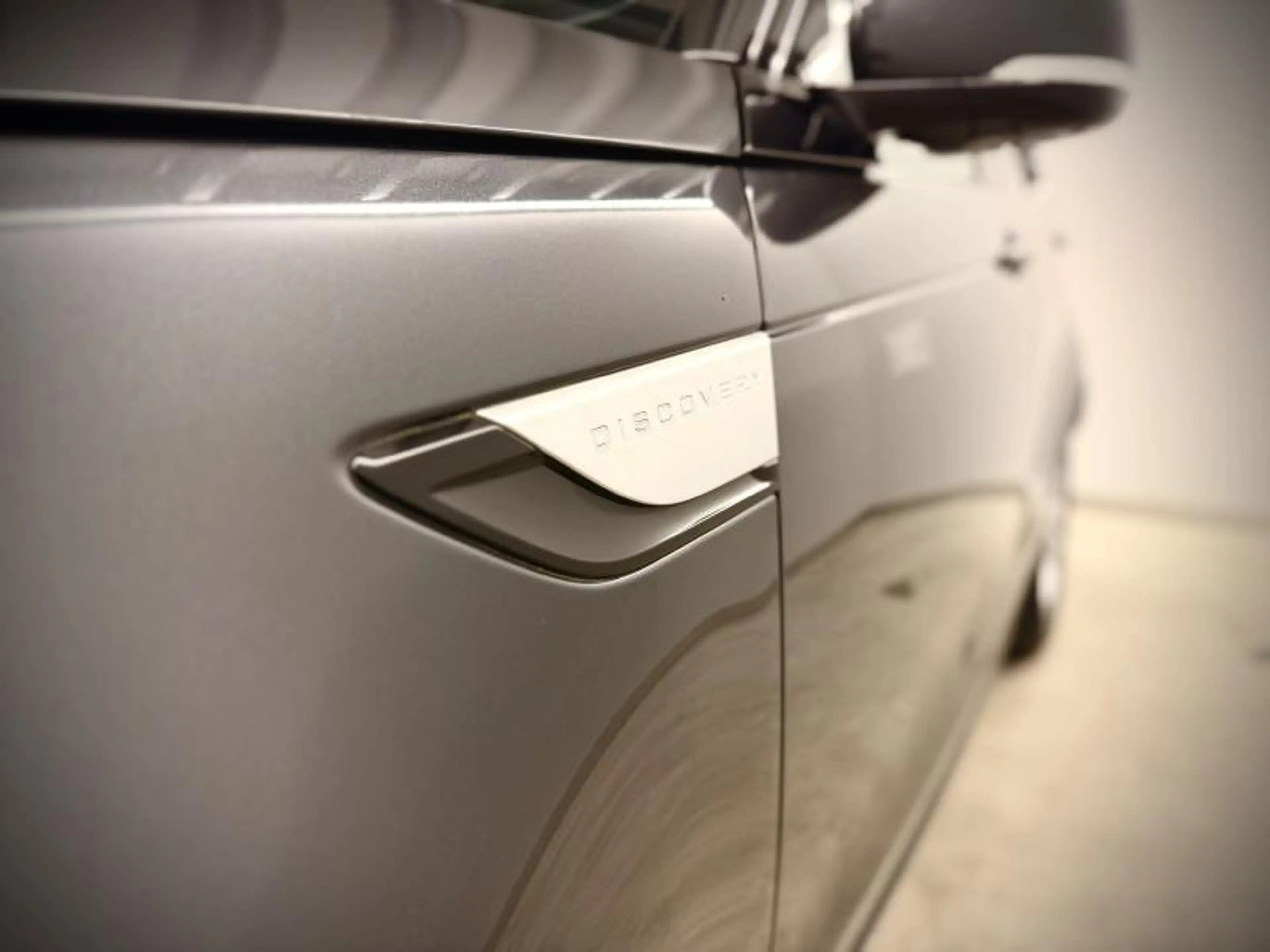 Land Rover Discovery D240 HSE - 7 zitplaatsen — photo 11