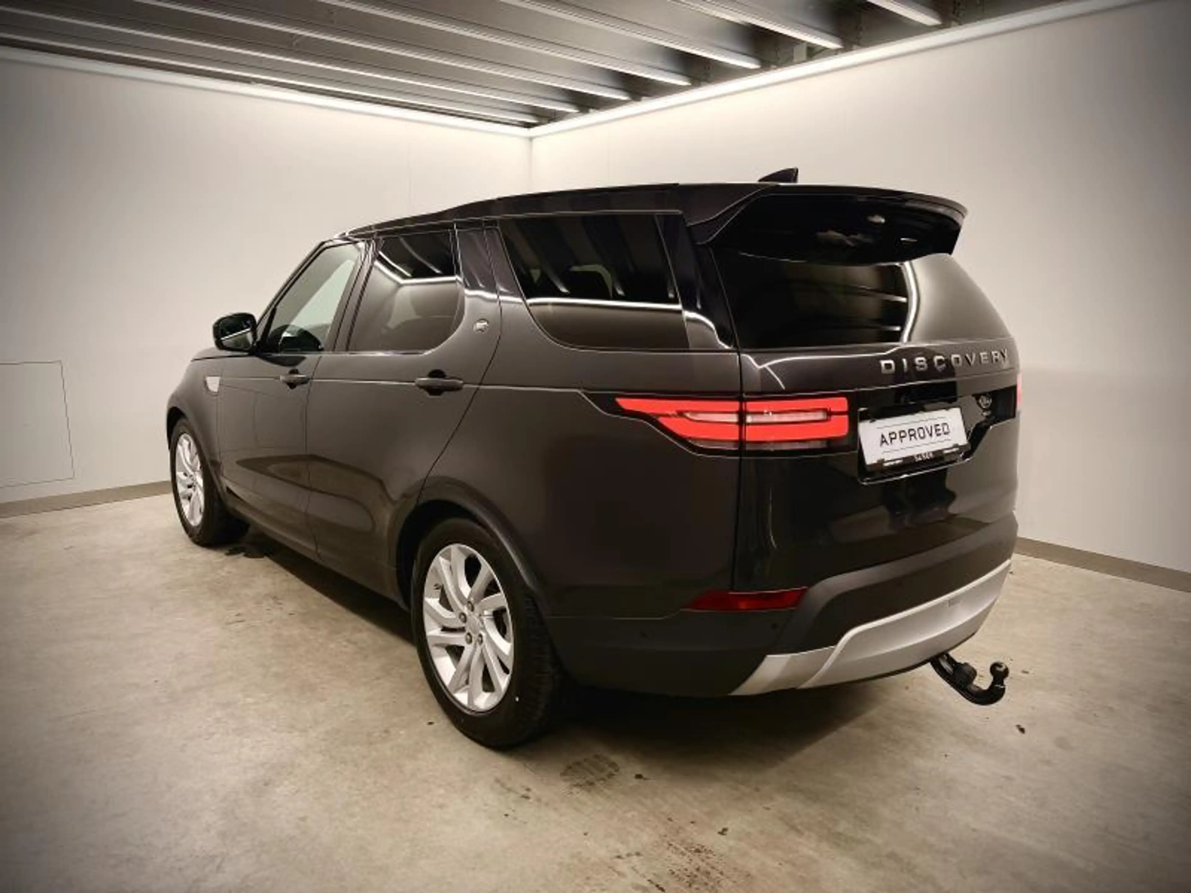 Land Rover Discovery D240 HSE - 7 zitplaatsen — photo 13