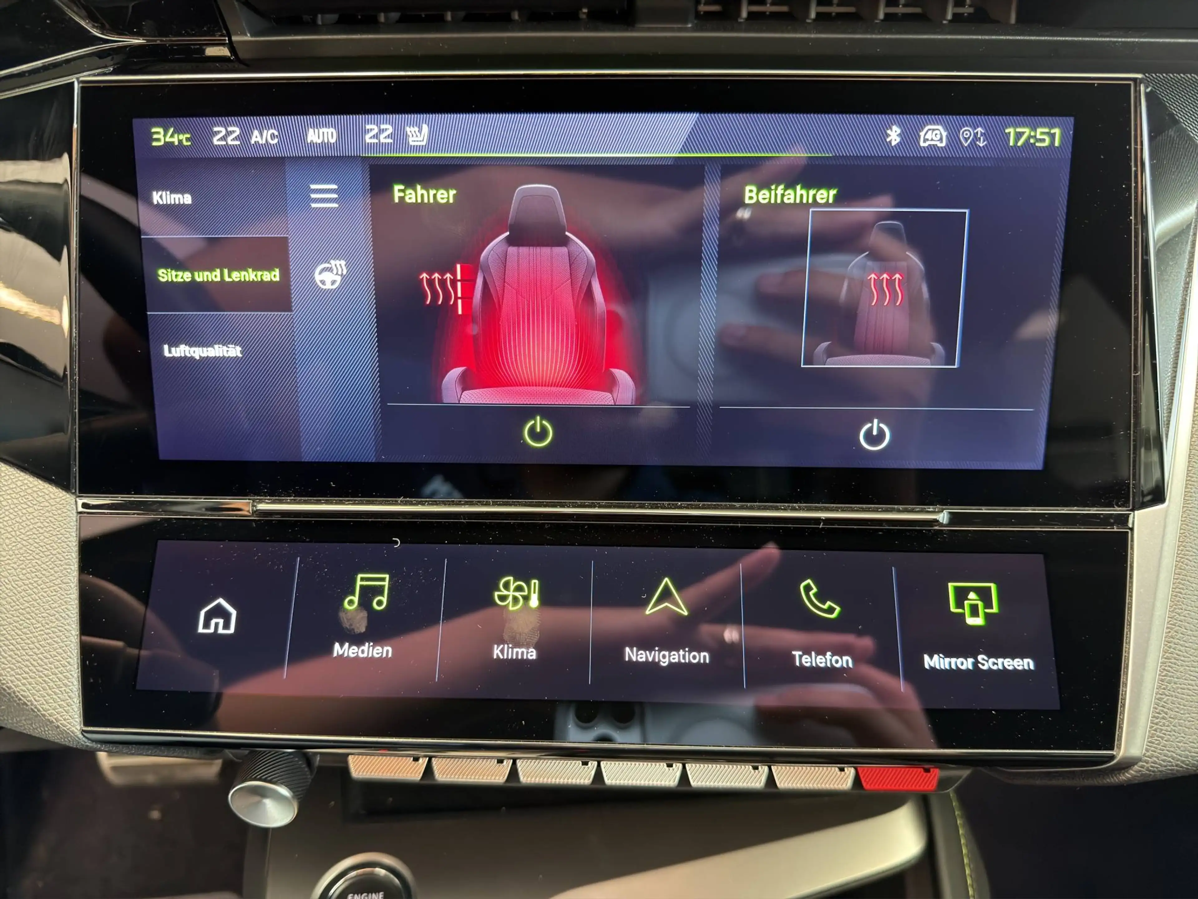 Peugeot 408 GT 1.2 130 EAT8 PureTech EURO 6e — photo 12