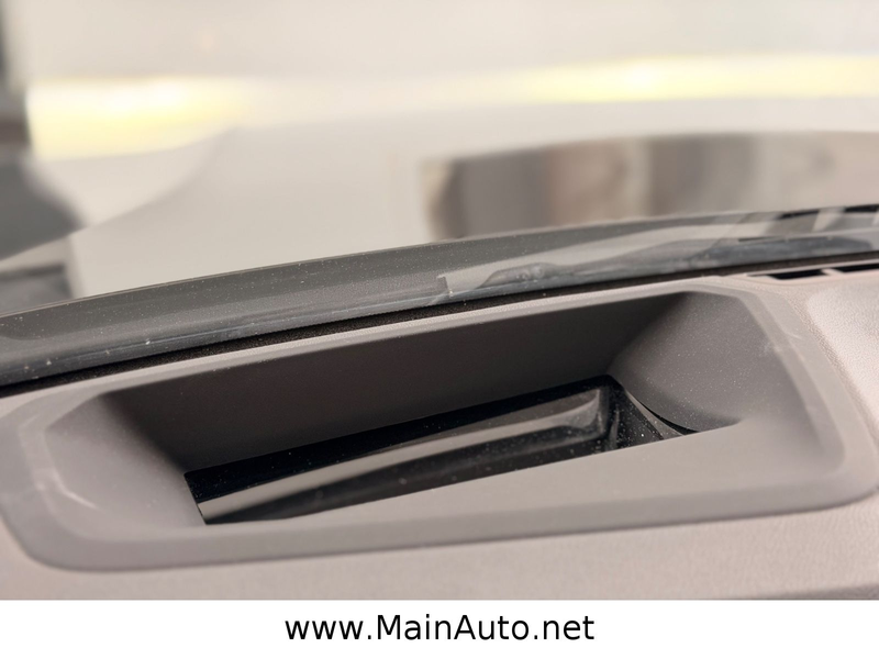 BMW 318 d FACELIFT/Aut/SportSitze/HeadUp/AHK/CAM/SPUR — photo 15