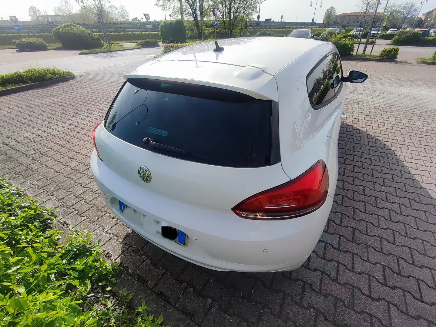 Volkswagen Scirocco 1.4 tsi dsg - 2