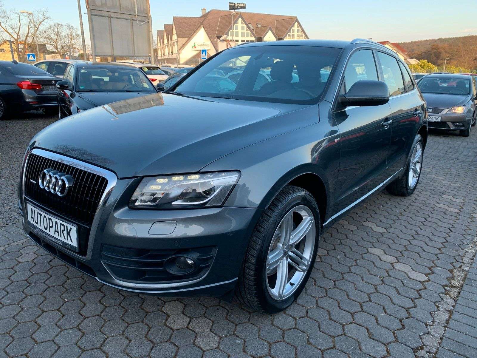 Second hand Audi Q5 3.2 FSI