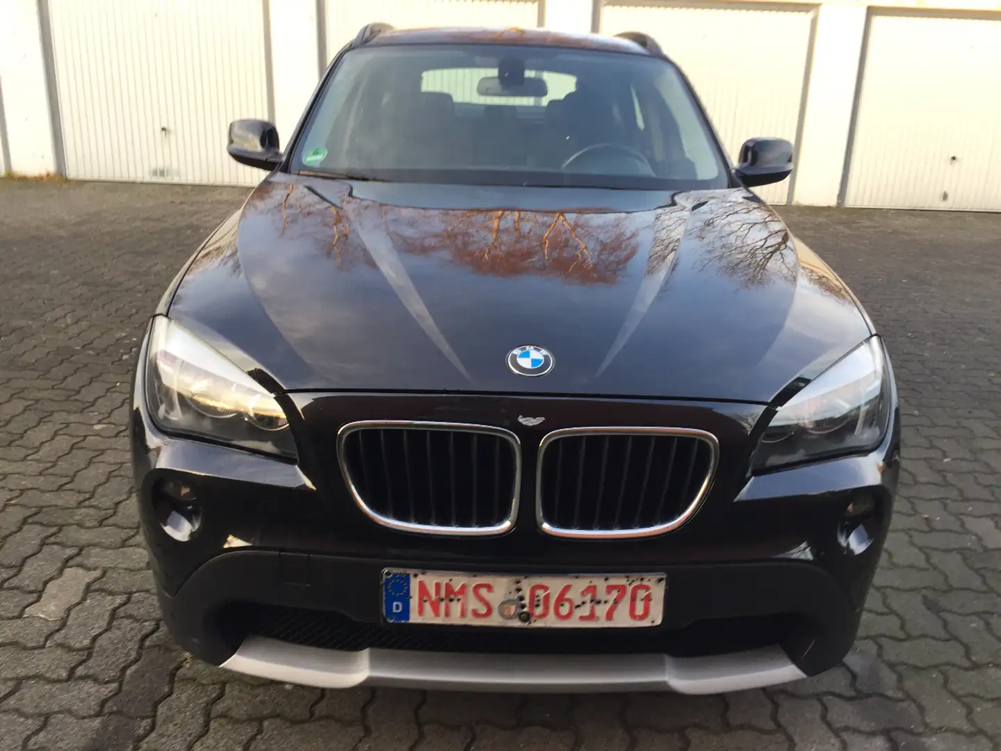 BMW X1 sDrive18d Aut.--HU/AU NEU !!!--NAVI-EURO 5-ALU Noir - 2