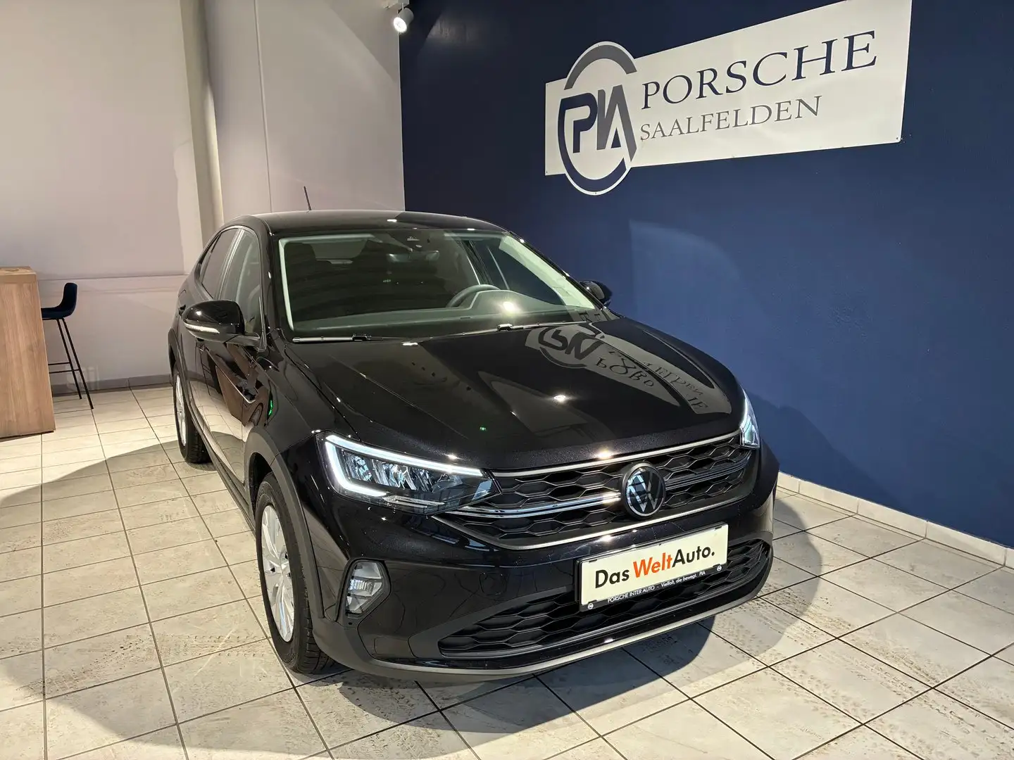 Volkswagen Taigo 4Me TSI Schwarz - 1