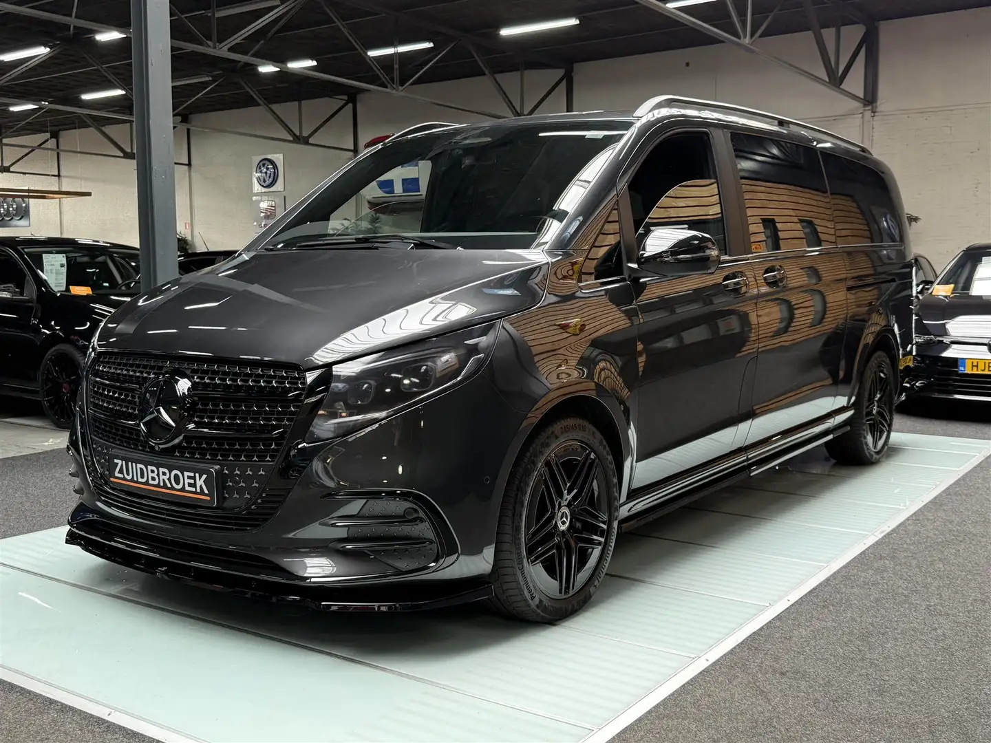 Mercedes-Benz V Mercedes-Bens V300d XXL DC AMG Avantgarde Leer tre Gris - 2