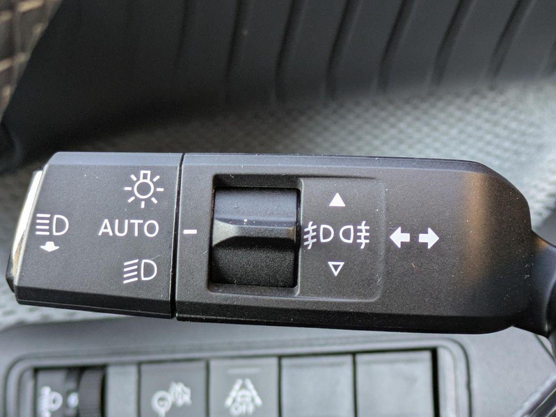 Citroen C3 Hybrid 110 MAX LED/Navi/SHZ/DAB/PDC/Kamera — photo 12