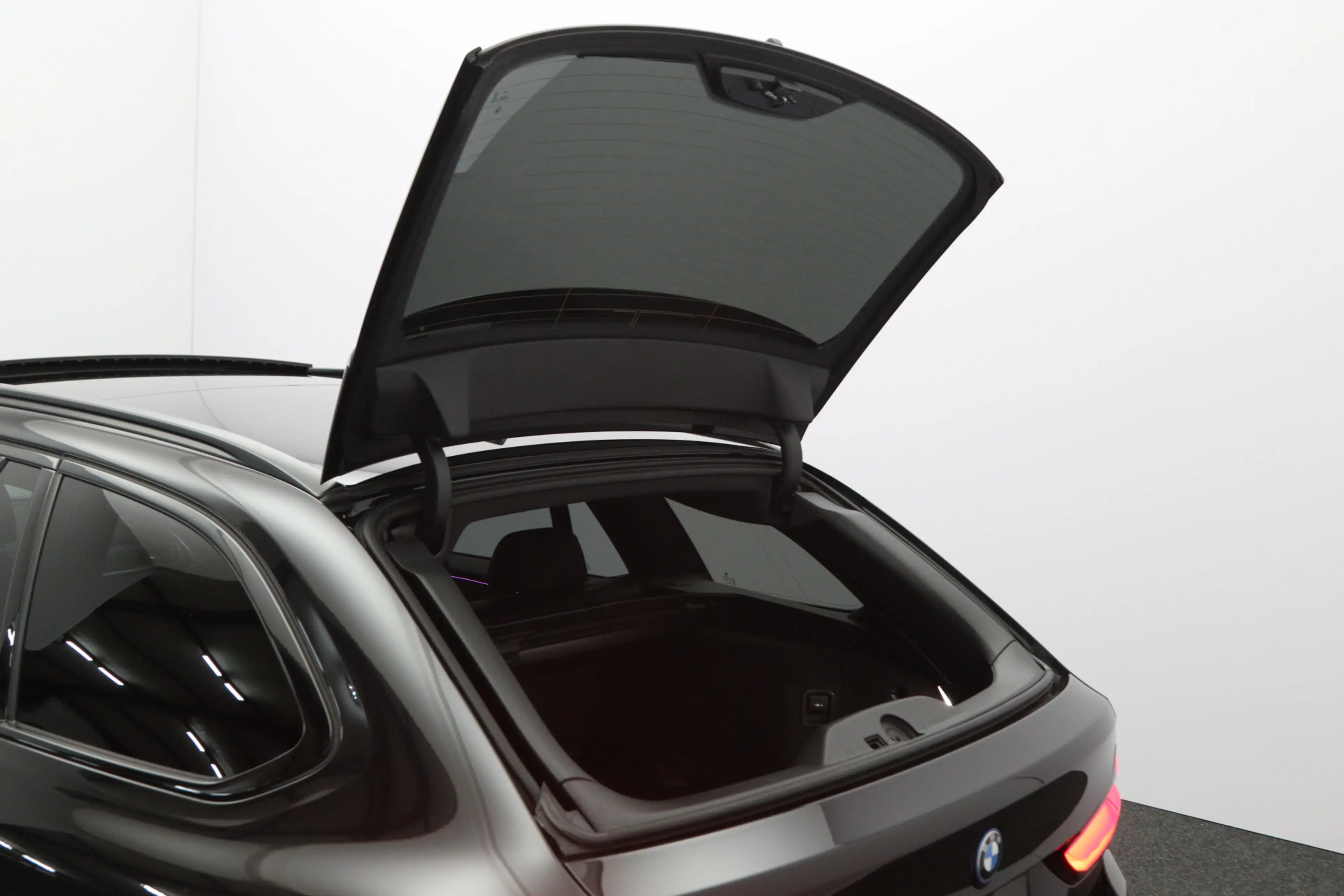 BMW 530 5-serie Touring 530e 293 PK Business Edition Plus — photo 31