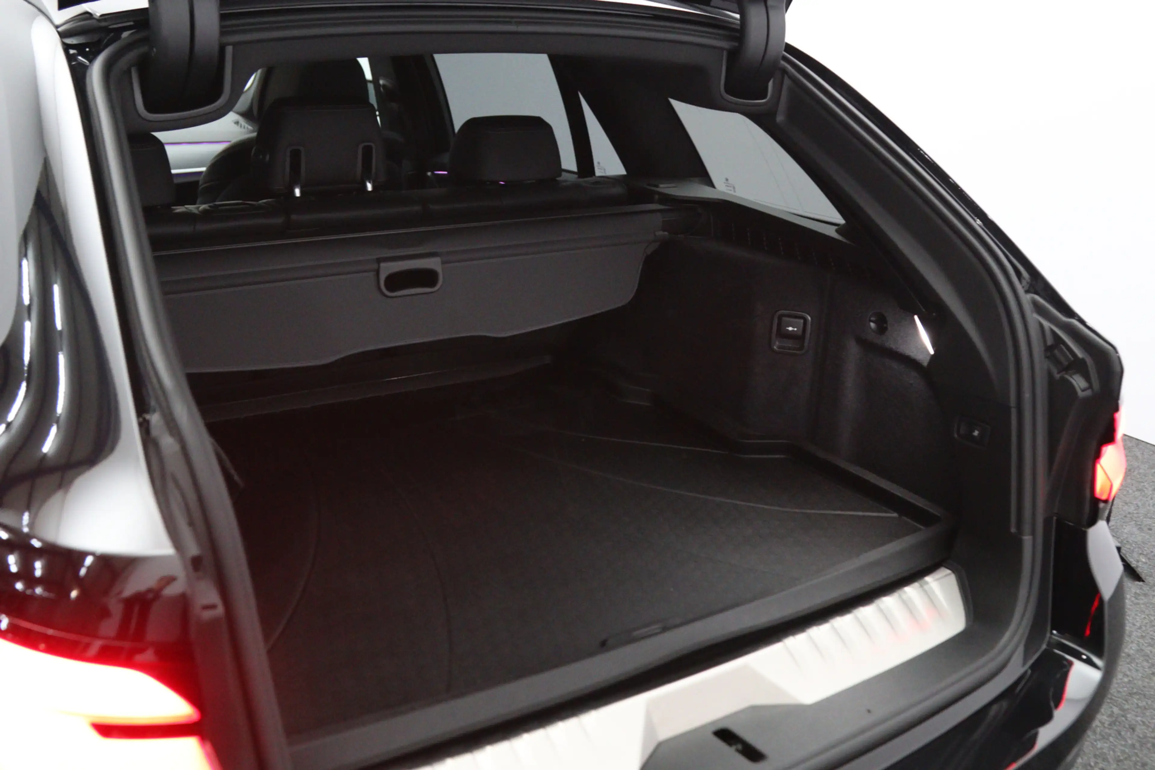 BMW 530 5-serie Touring 530e 293 PK Business Edition Plus — photo 32
