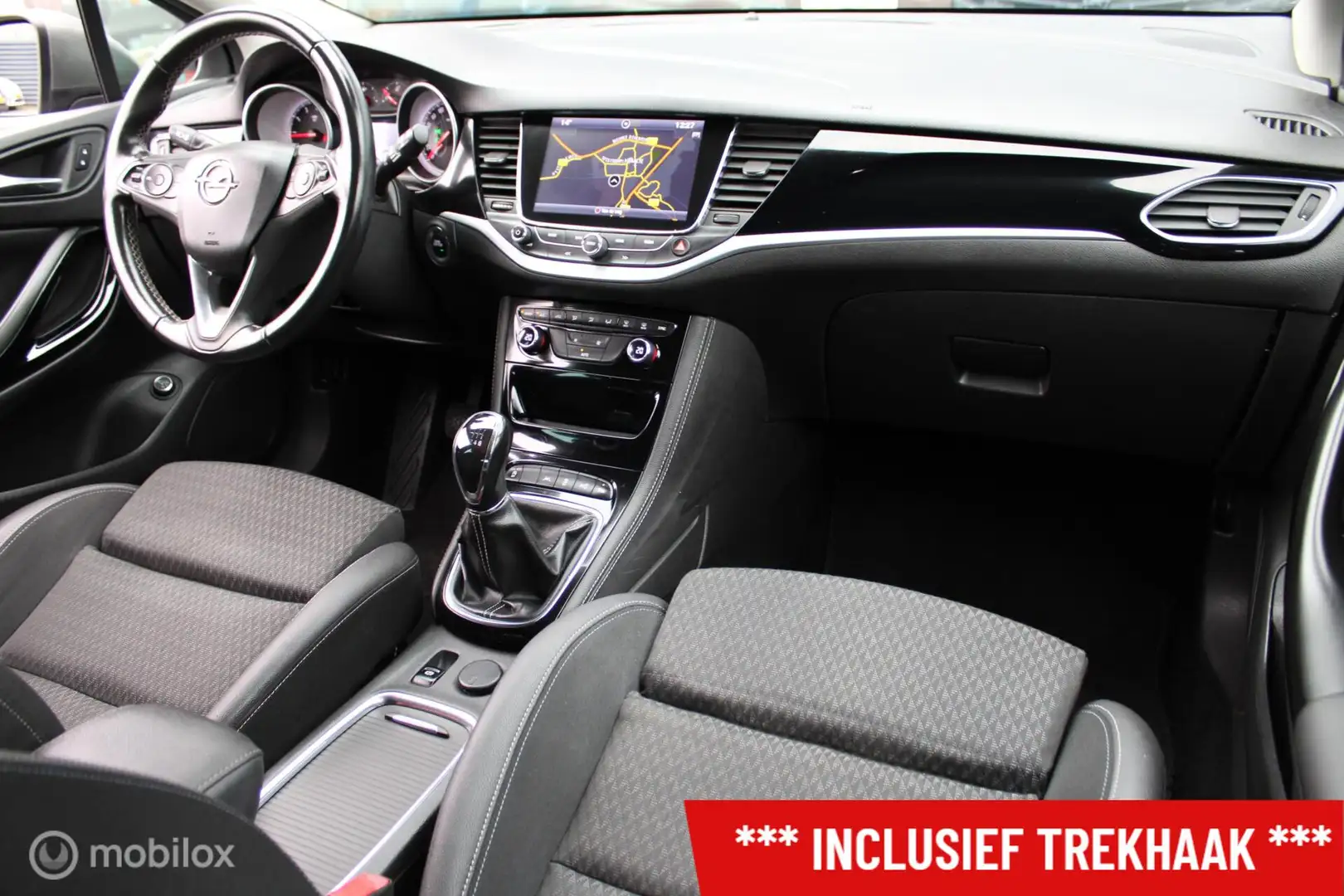 Opel Astra Sports Tourer 1.4 Turbo 150 PK Innovation, Trekhaa Grijs - 2