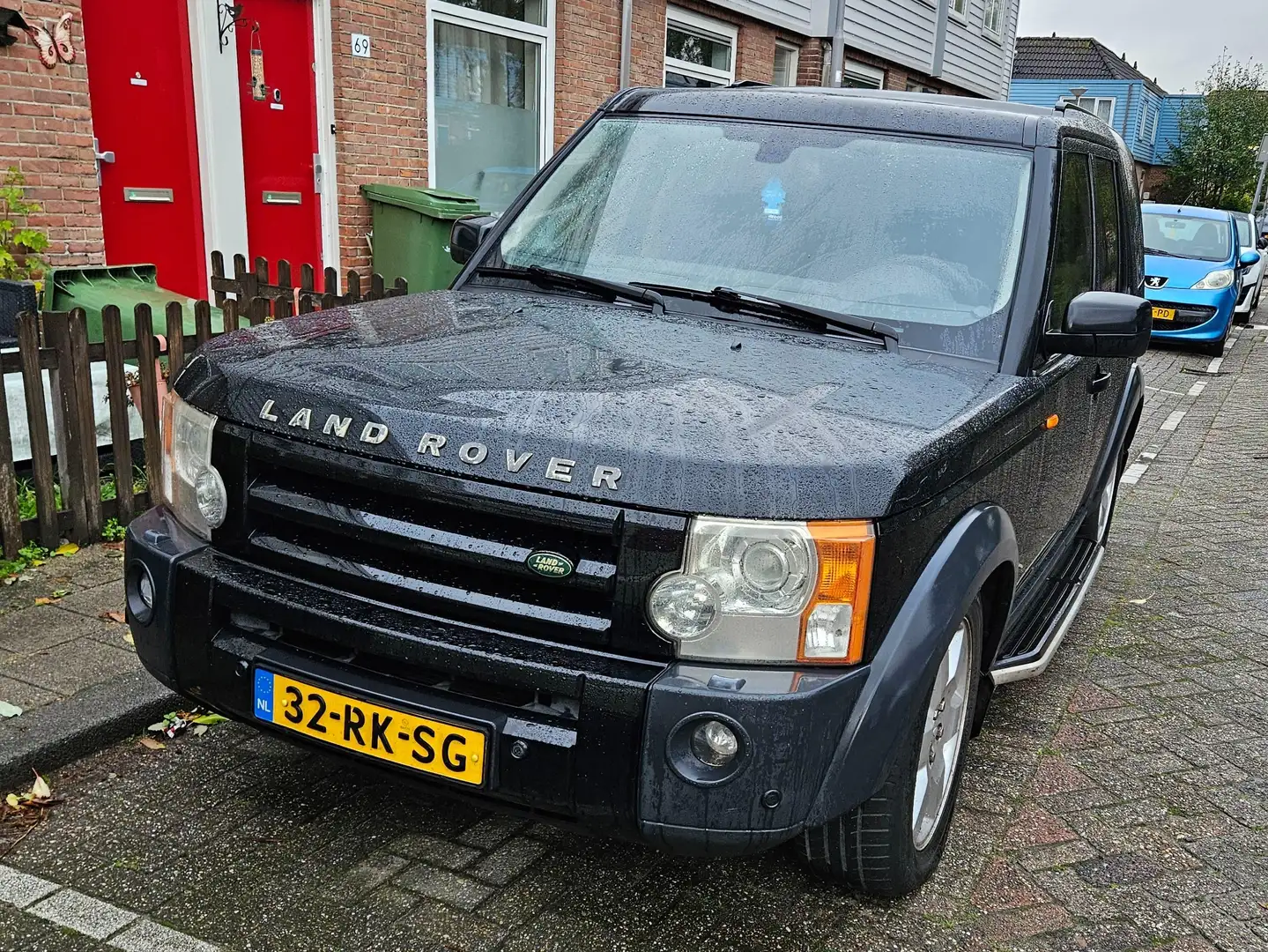 Land Rover Discovery 2.7 TDHSE Zwart - 2