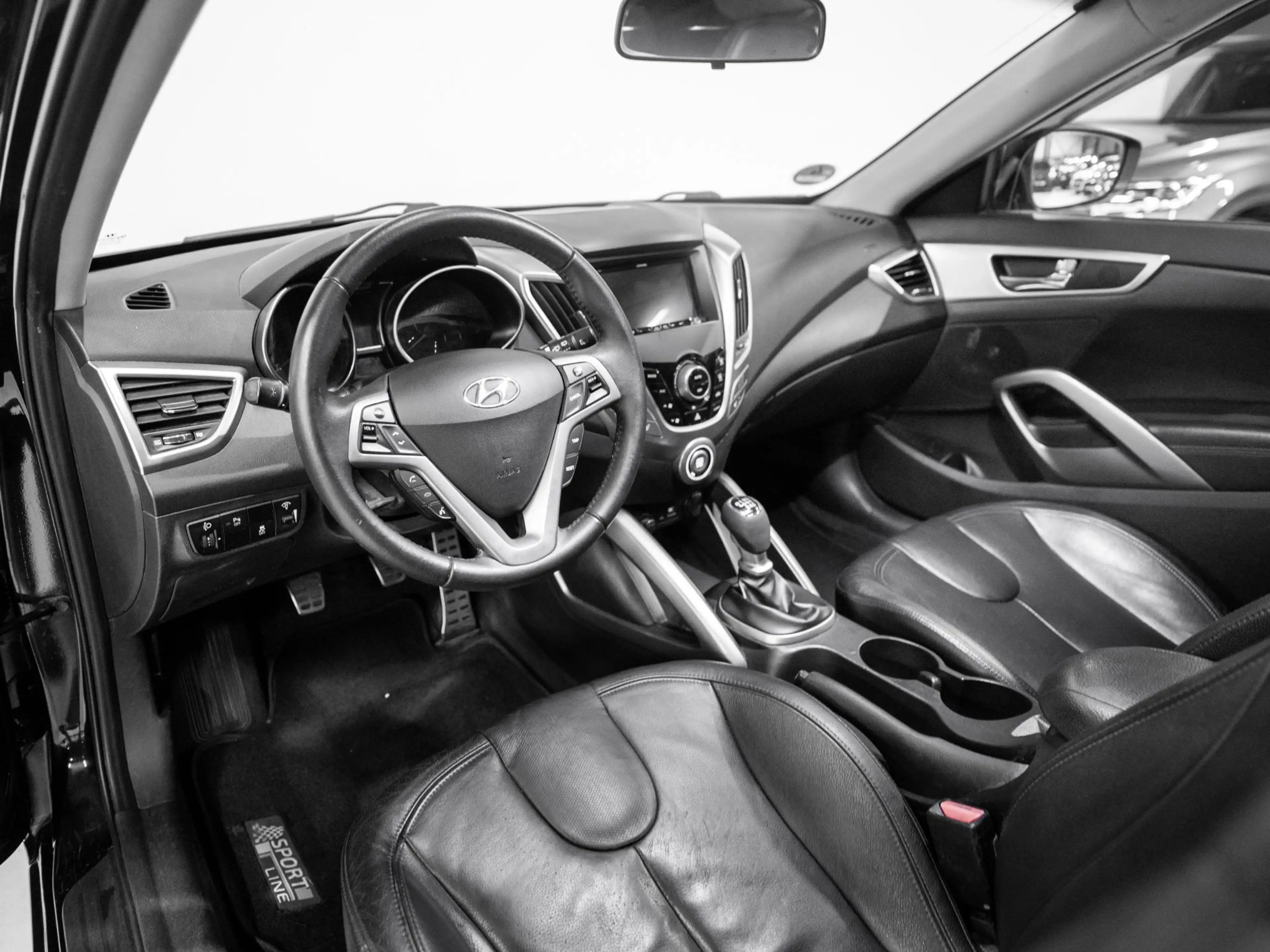 Hyundai VELOSTER 1.6 GDI i-Motion Leer Stoelv Cruise Cam — photo 3