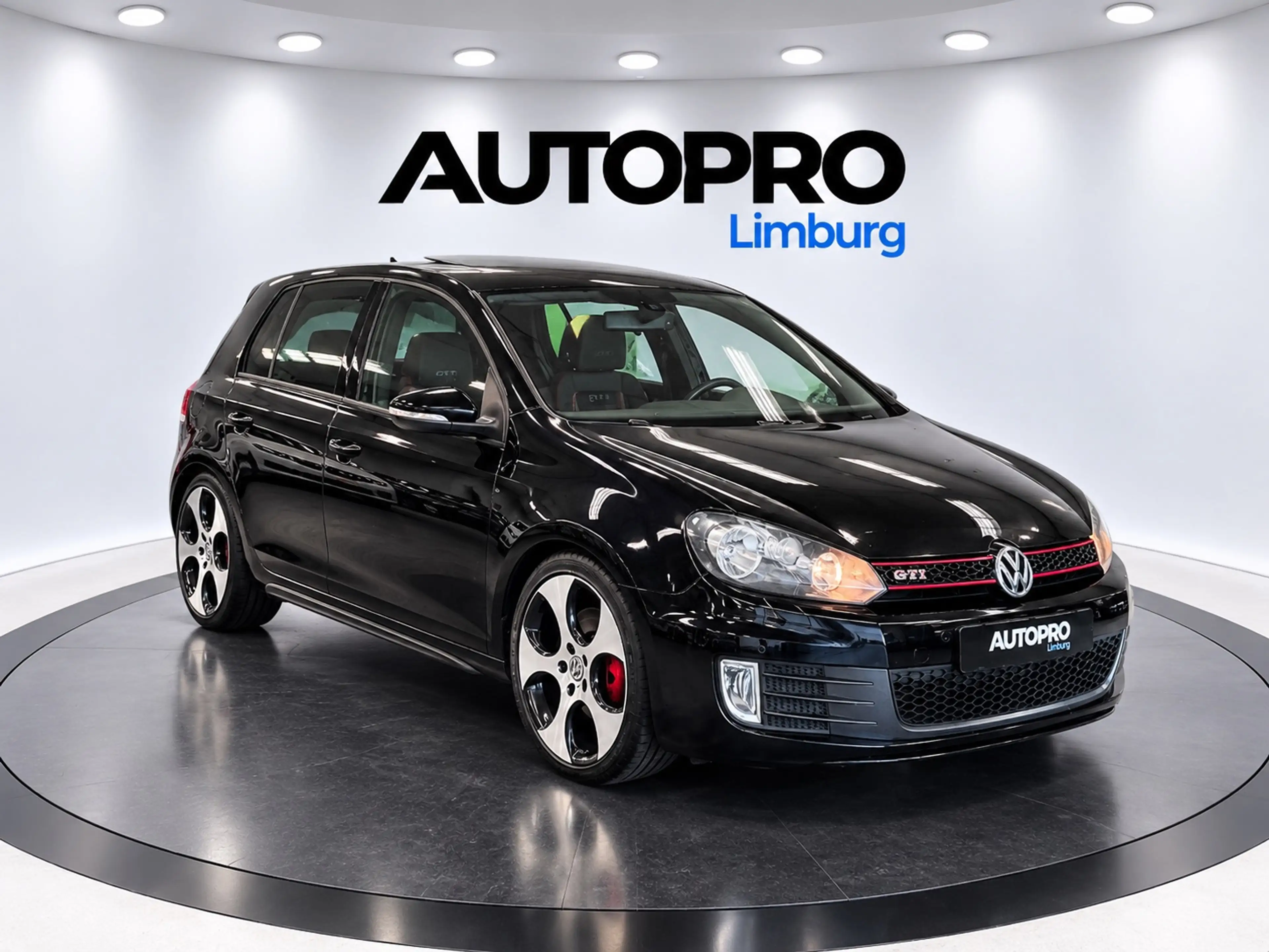 Volkswagen Golf GTI 2.0 — photo 5