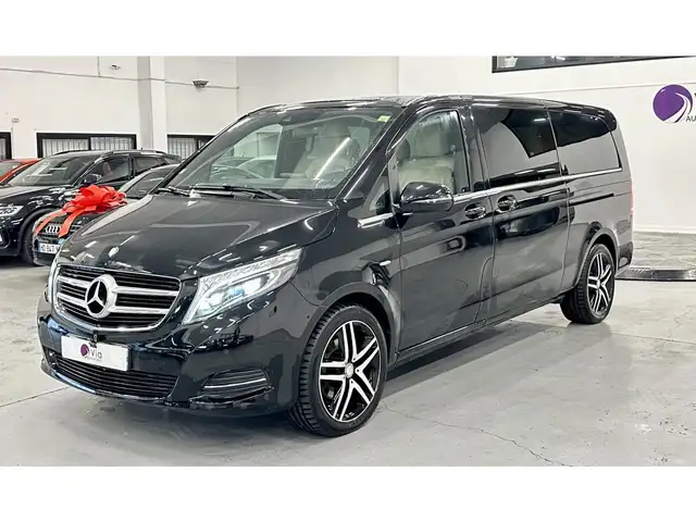 Mercedes-Benz V 250 250D 250 D 190 EXTRA LONG AVANTGARDE / 8 PLACES