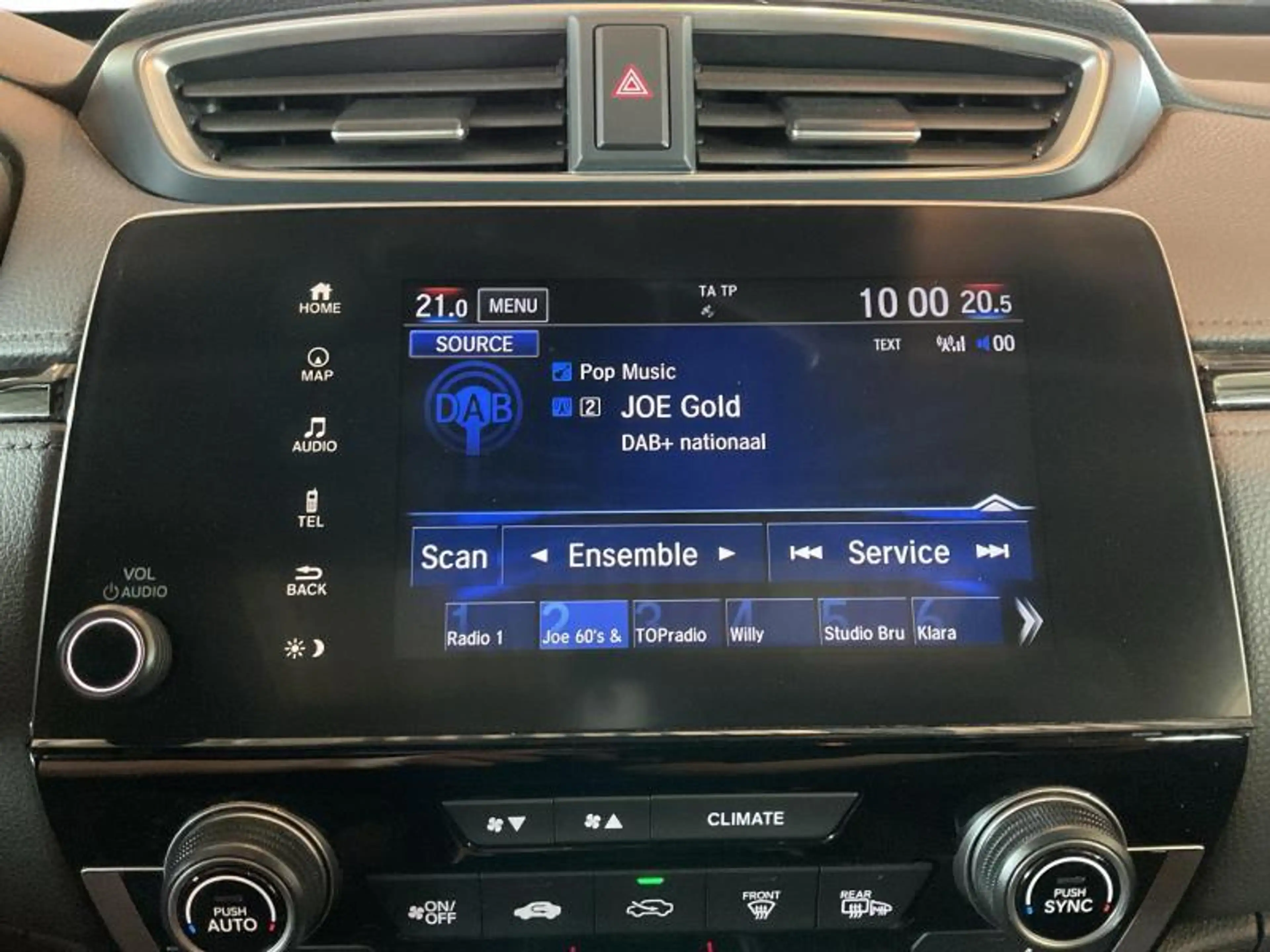 Honda CR-V Executive — photo 11