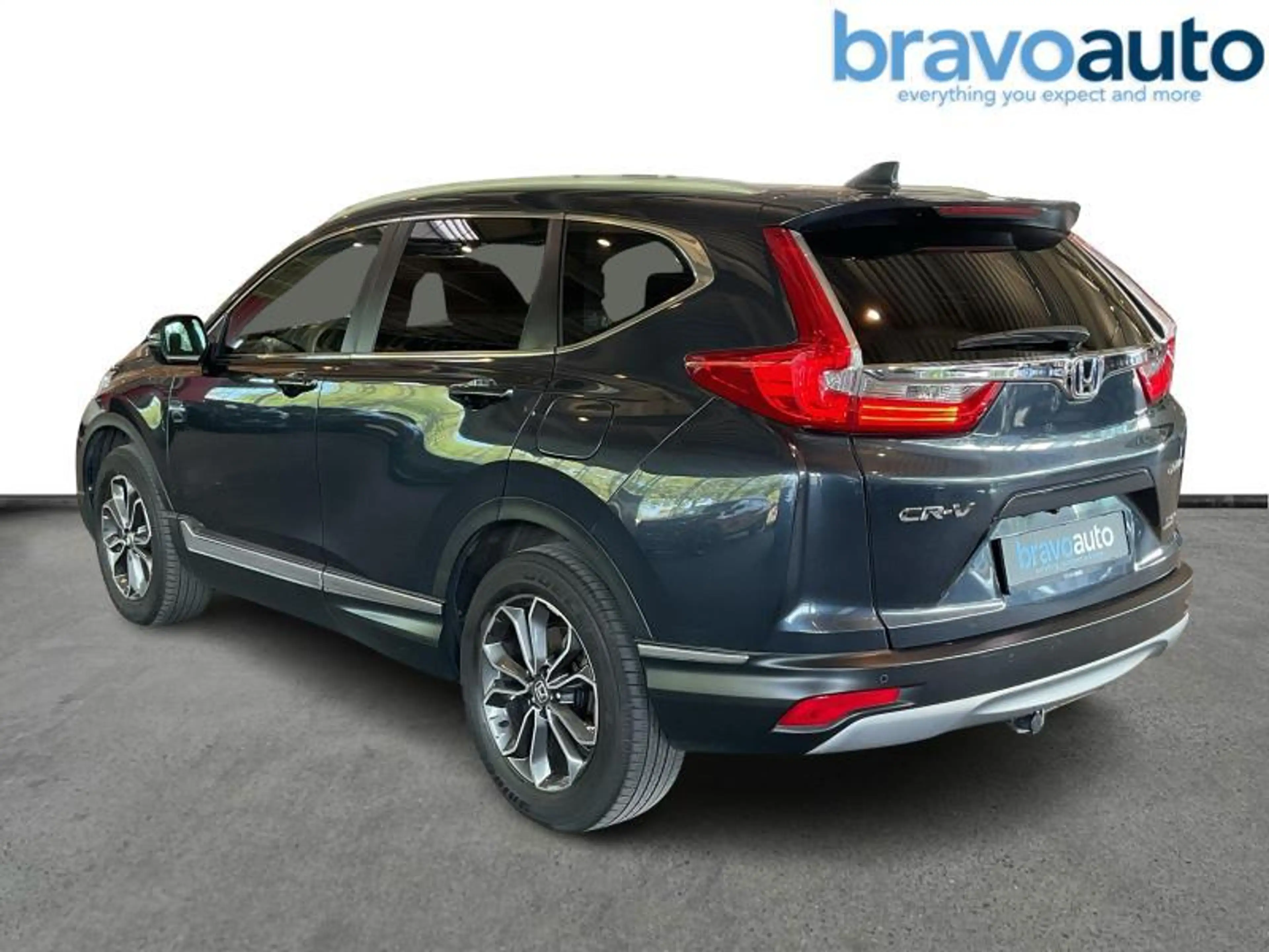 Honda CR-V Executive — photo 2