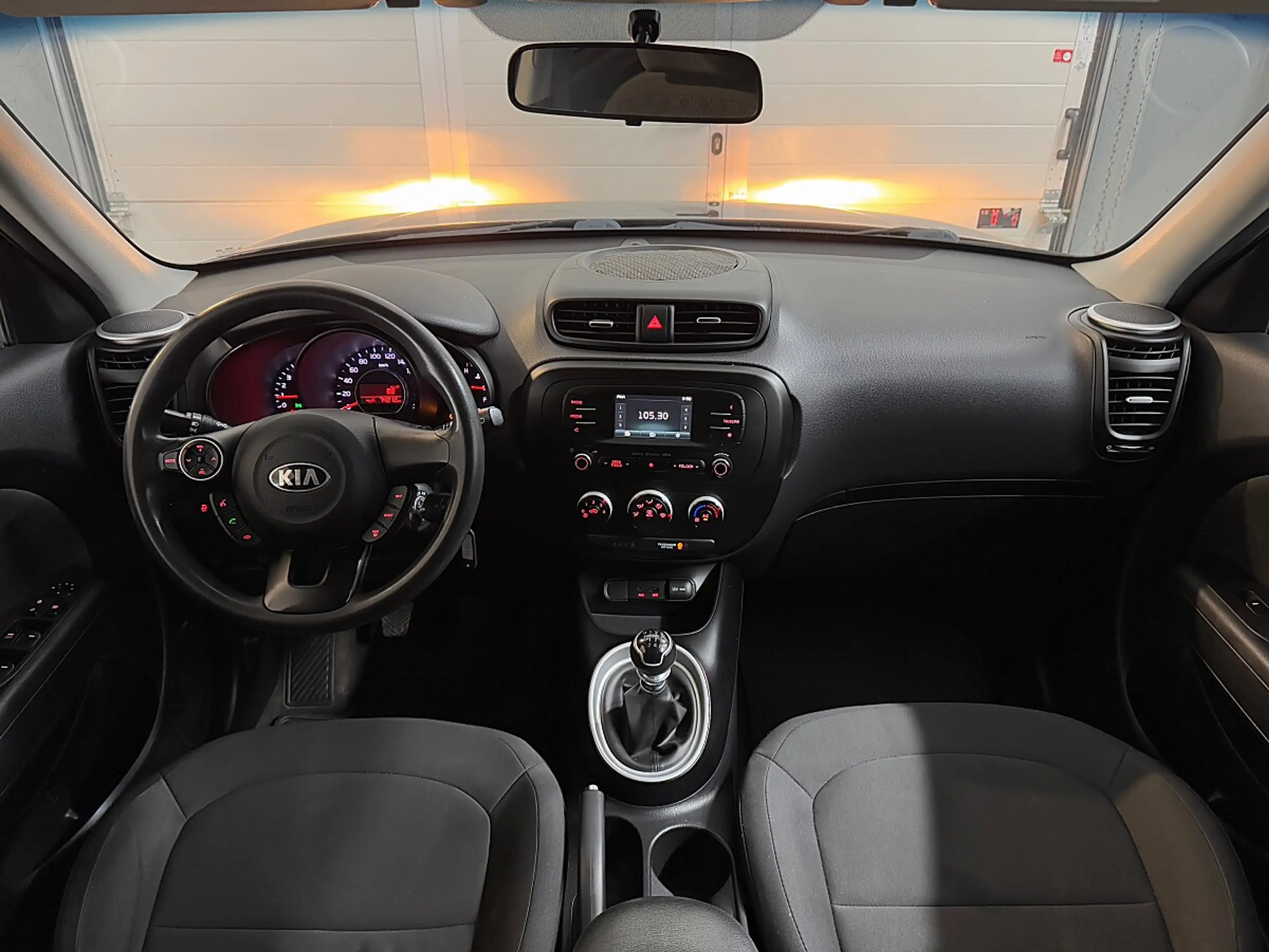 Kia Soul 1,6 CRDi Titan — photo 13