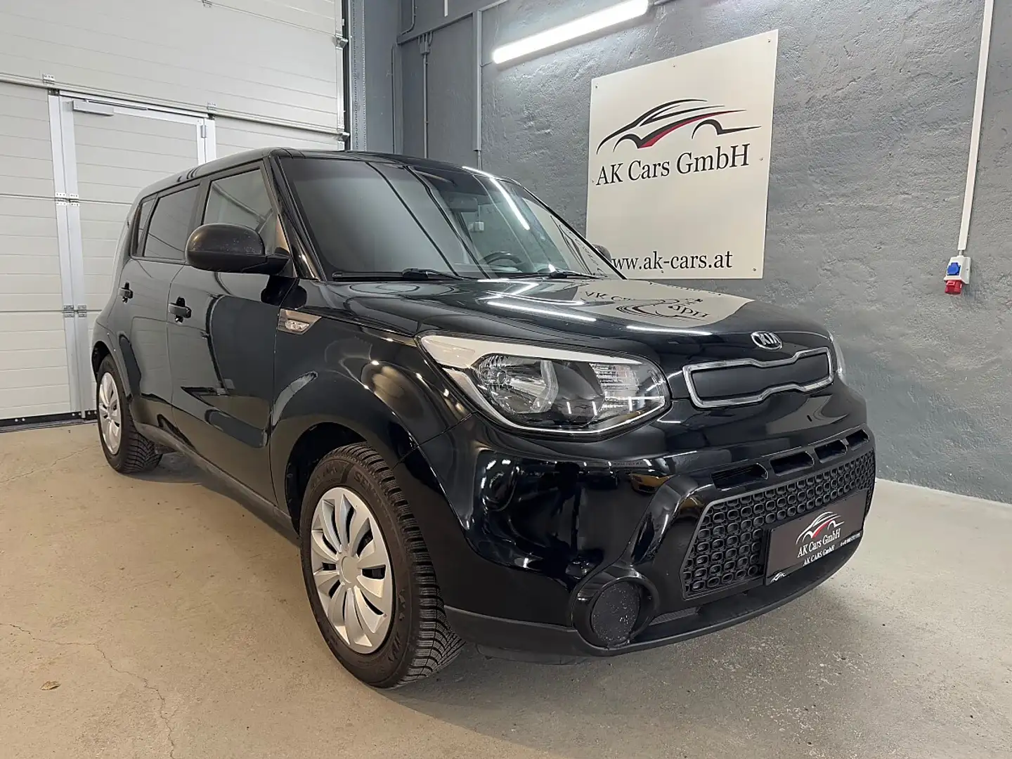 Kia Soul 1,6 CRDi Titan Schwarz - 1
