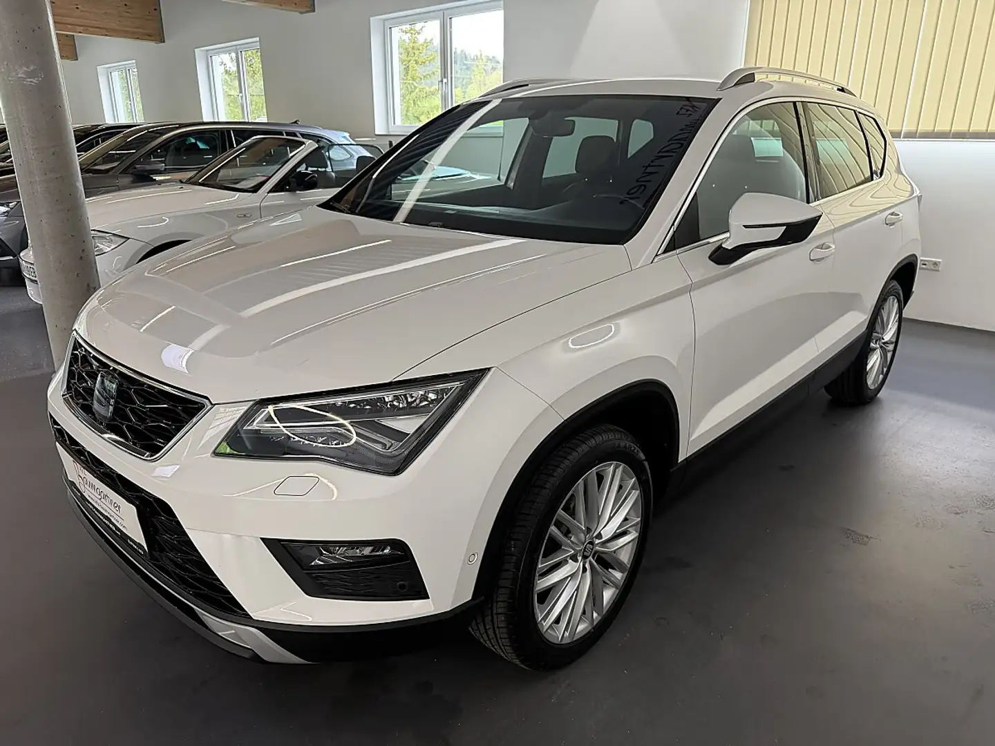 SEAT Ateca 1,6 TDI Xcellence *LED*NAVI*Sitzheizung*Alcanta... Weiß - 2