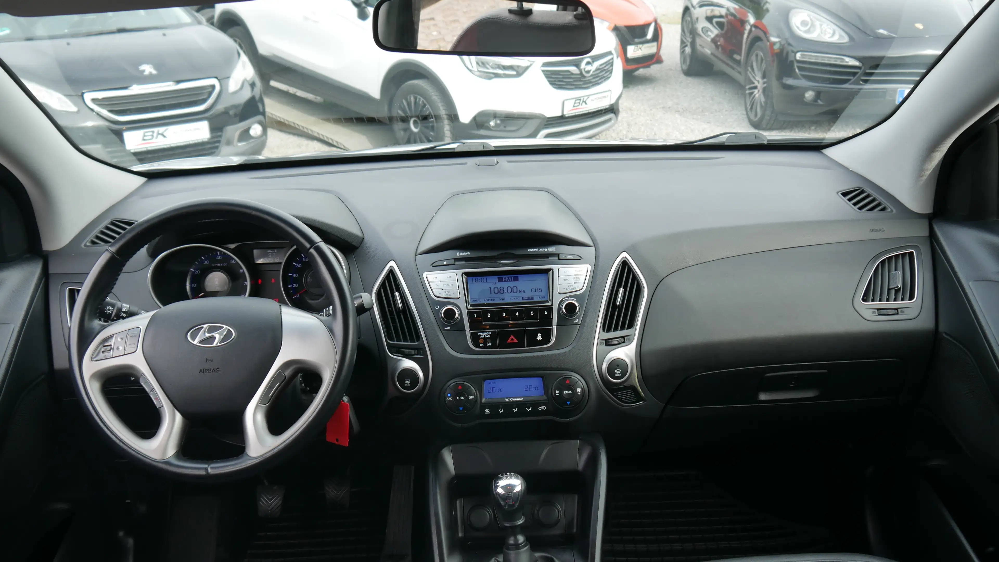 Hyundai iX35 TÜV,- Kundendienst Neu AHK Klimaautomatik AUX — photo 10