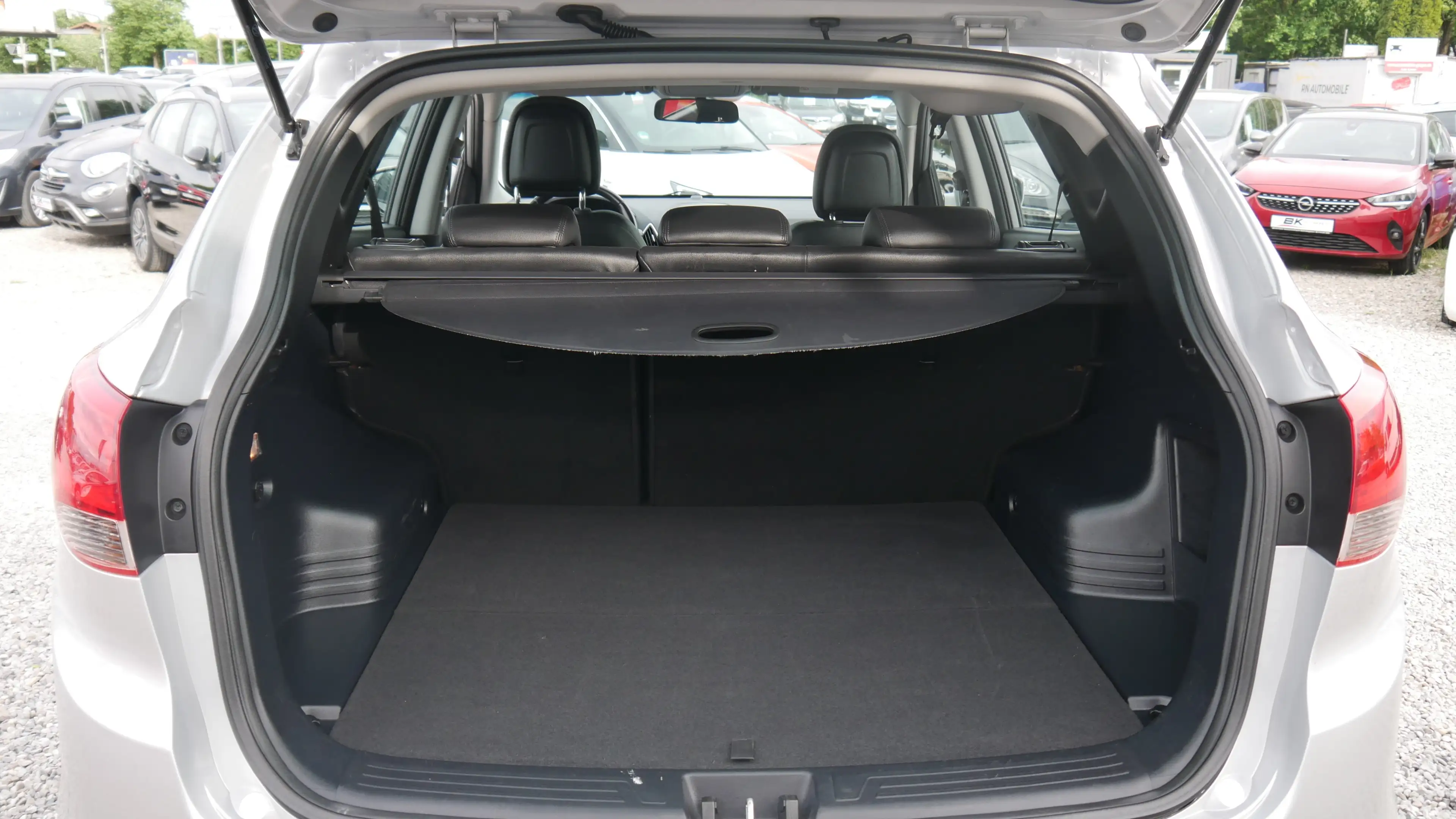 Hyundai iX35 TÜV,- Kundendienst Neu AHK Klimaautomatik AUX — photo 14