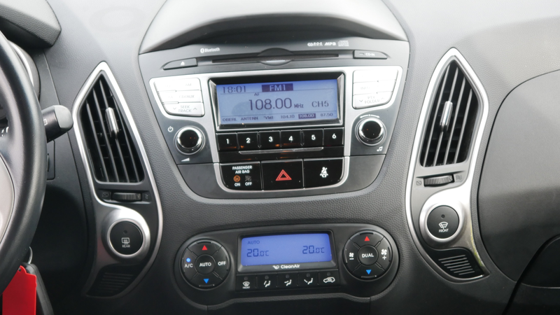 Hyundai iX35 TÜV,- Kundendienst Neu AHK Klimaautomatik AUX — photo 9
