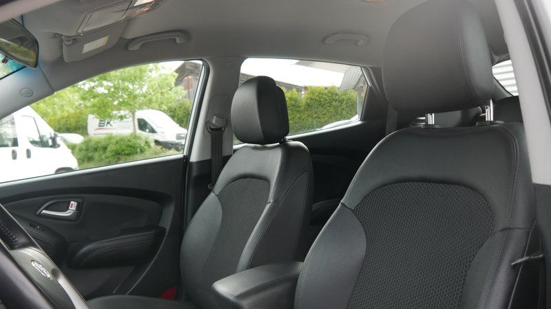 Hyundai iX35 TÜV,- Kundendienst Neu AHK Klimaautomatik AUX — photo 12