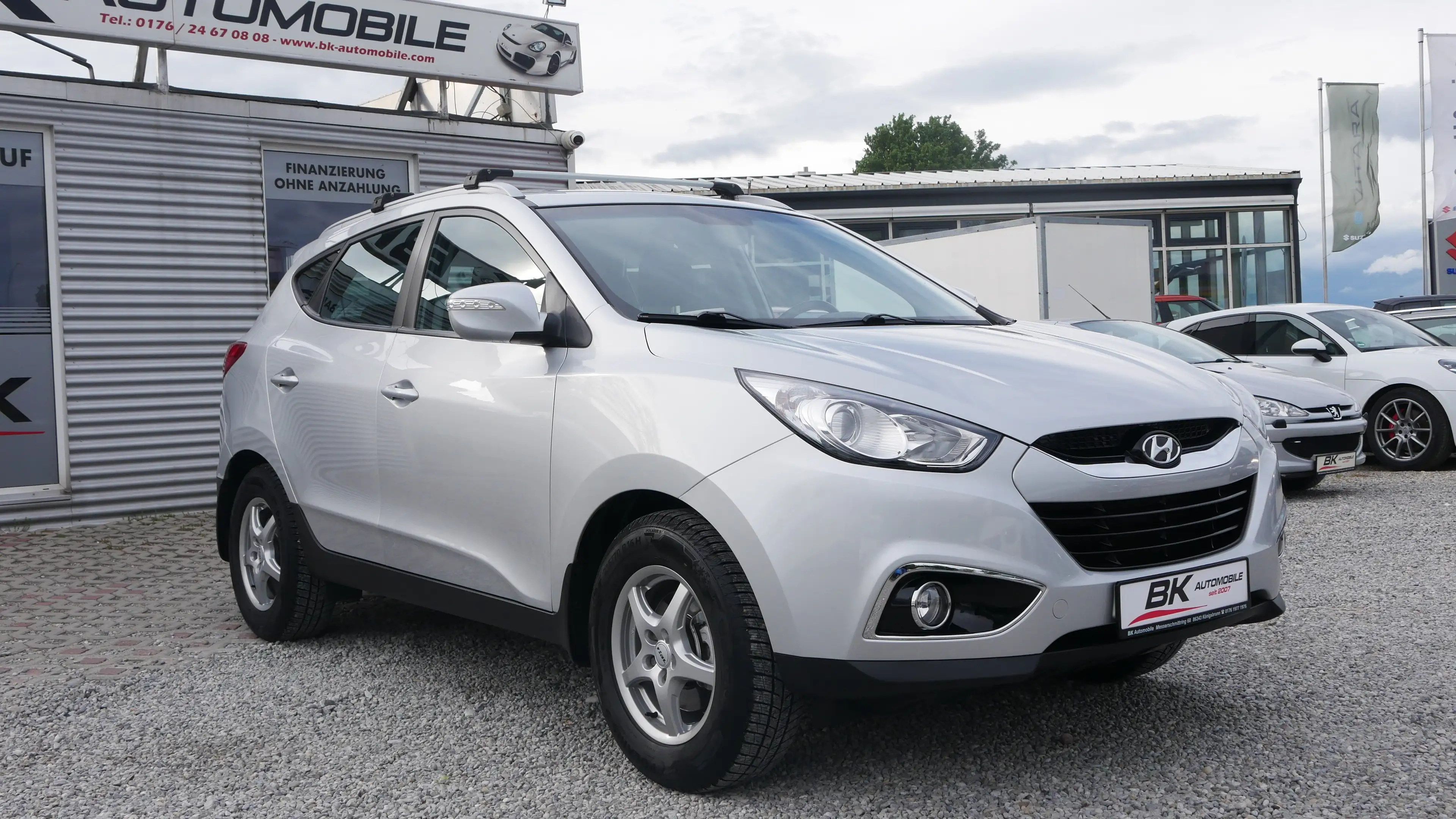 Hyundai iX35 TÜV,- Kundendienst Neu AHK Klimaautomatik AUX