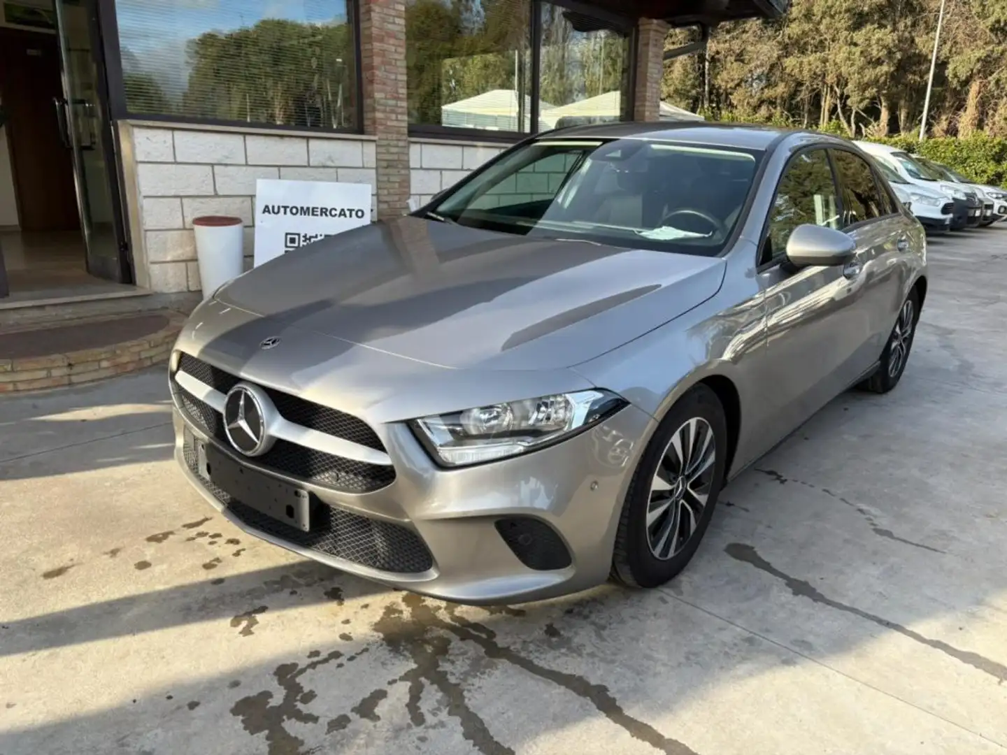 Mercedes-Benz A 180 d Grigio - 1