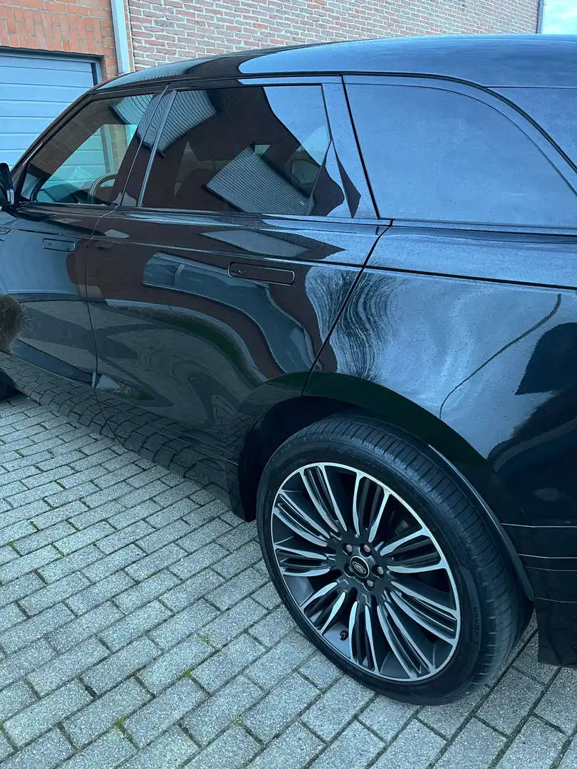 Land Rover Range Rover Velar Range Rover Velar 2.0d R-Dynamic S Zwart - 2