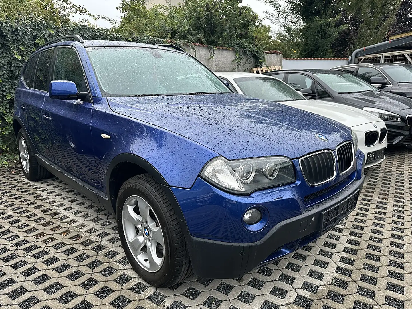 BMW X3 2,0d Blau - 2