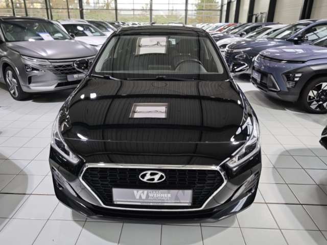 Hyundai i30 HYUNDAI i 30 NEW 5T MJ20 1,4 Benzin MT Navigation